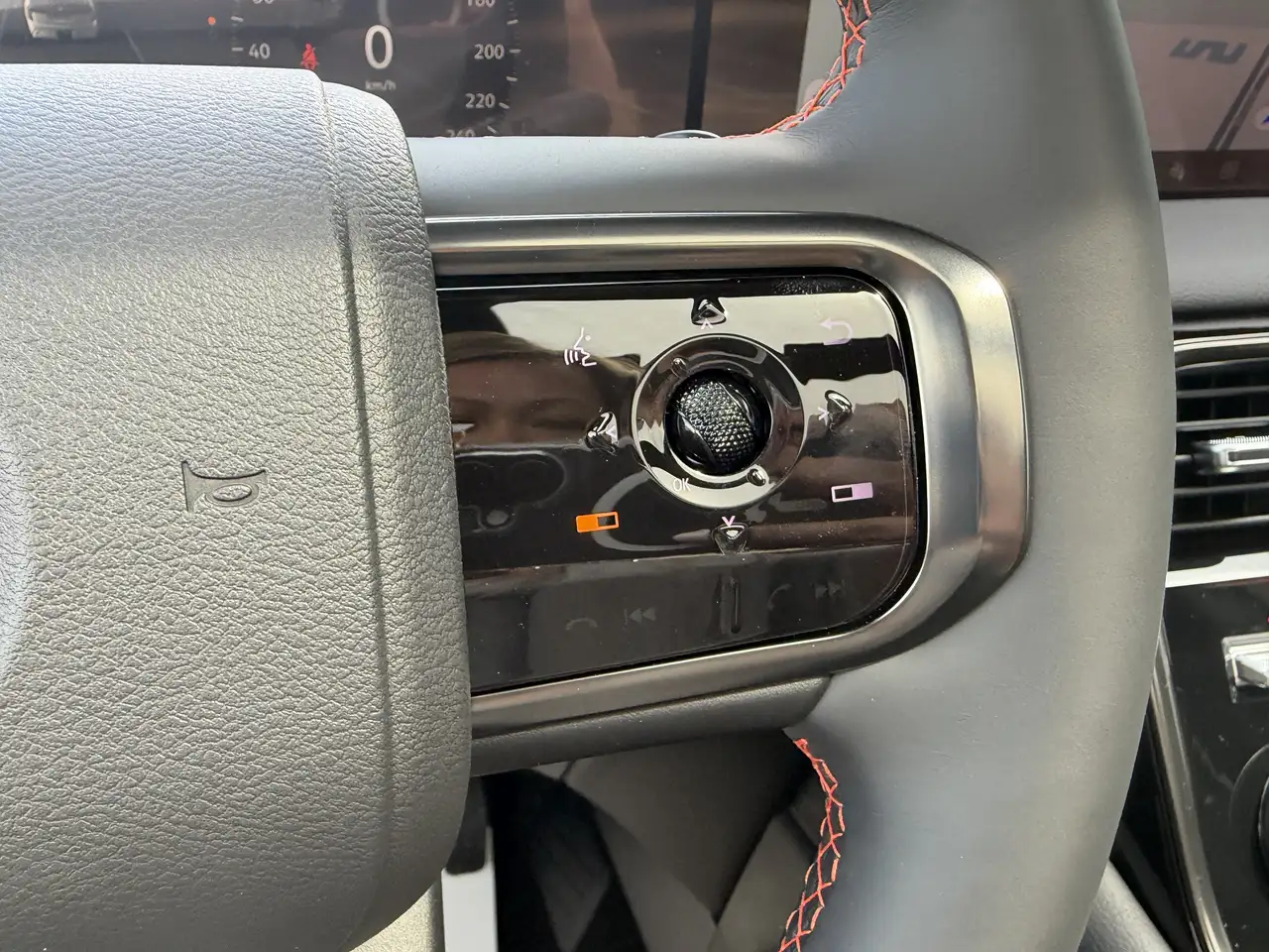 Nissan Armada снимка Nissan Armada