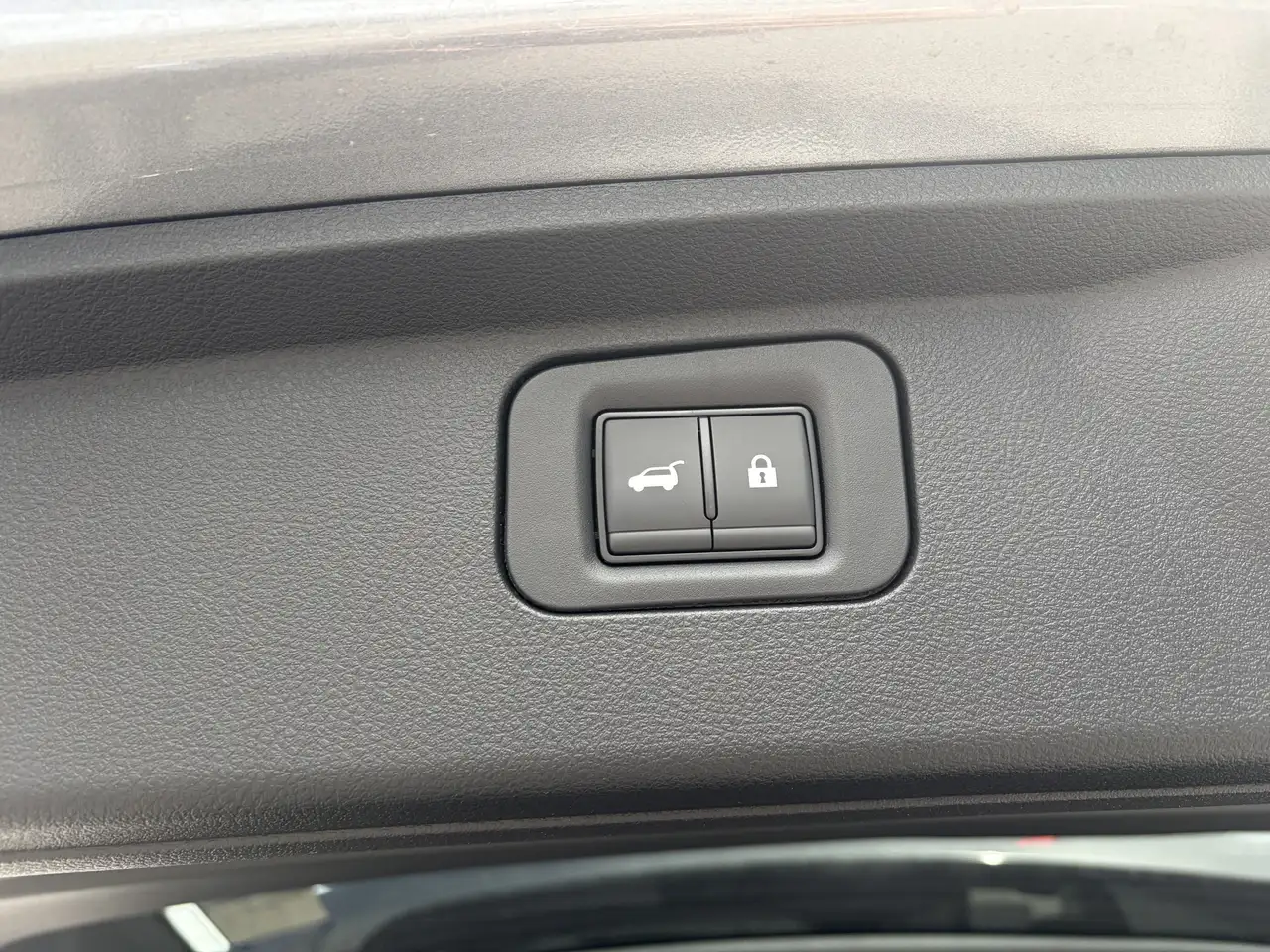 Nissan Armada снимка Nissan Armada