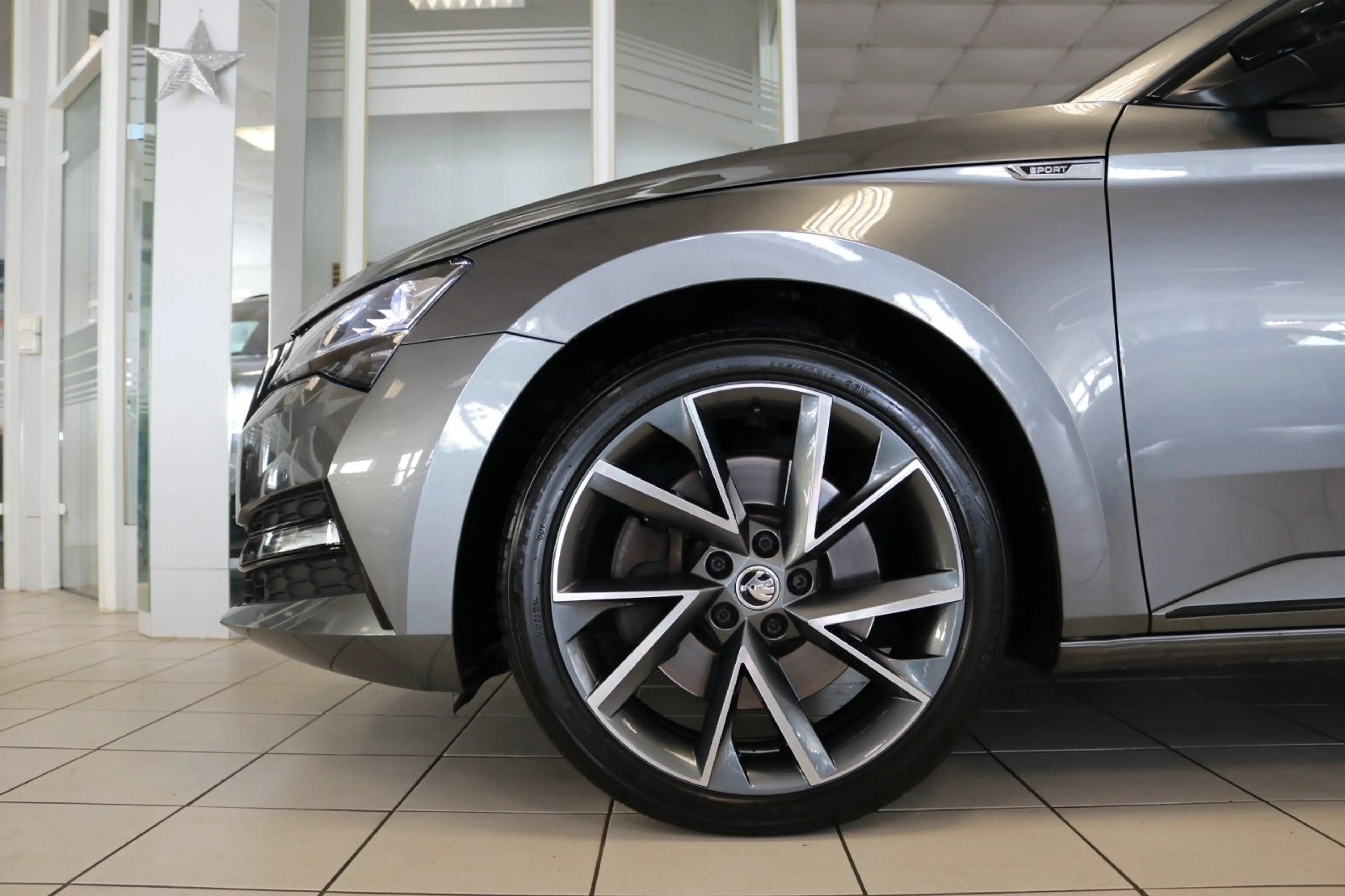 Skoda Superb Combi Sportline DCC Pano Kamera Memory — photo 4