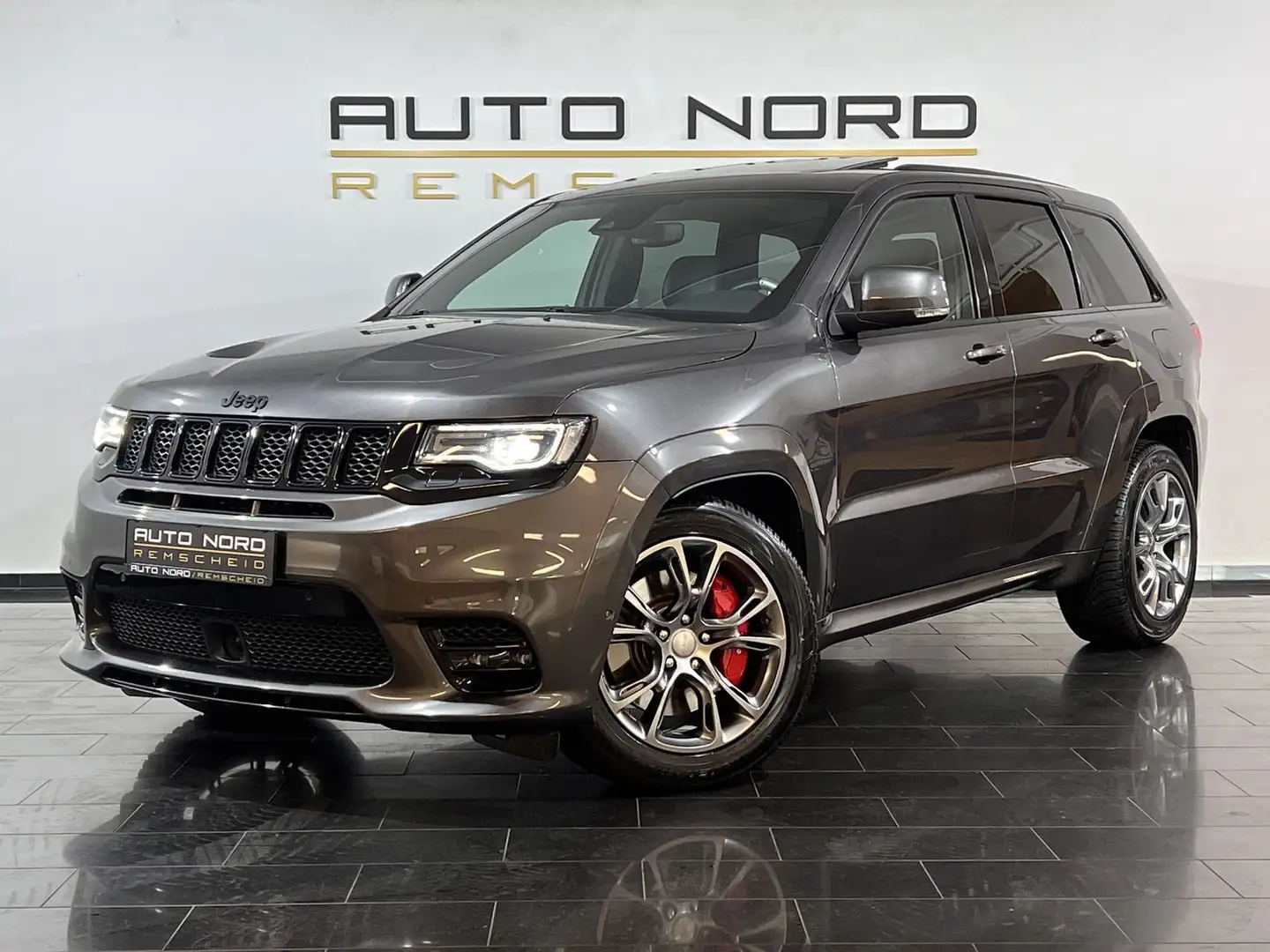 Jeep Grand Cherokee 6.4 V8 HEMI SRT *Pano*Kamera*ACC* Grau - 1