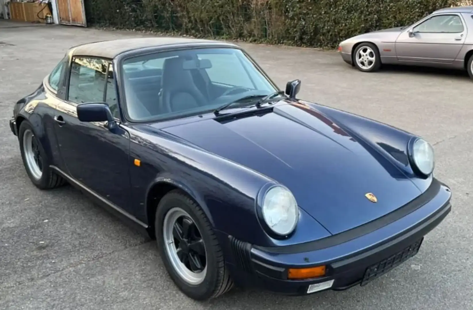 Porsche 911 3.2 Targa Zwart - 1