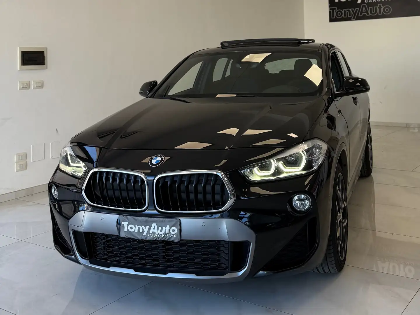 BMW X2 xdrive20d Msport TETTO APRIBILE,LUCI SOFFUSE,NAVI Schwarz - 2