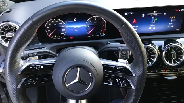 Mercedes-Benz A-Class view 9