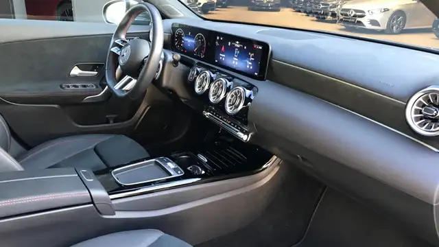 Mercedes-Benz A-Class view 10