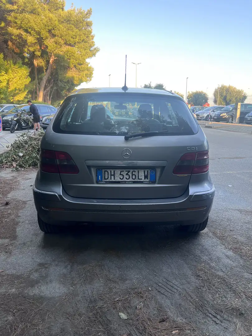 Mercedes-Benz B 200 cdi Sport - 2