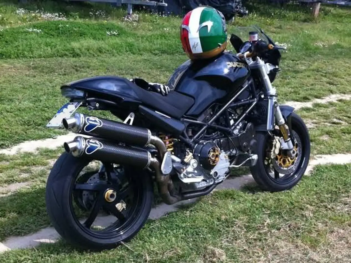 Ducati Monster S4R Negru - 1