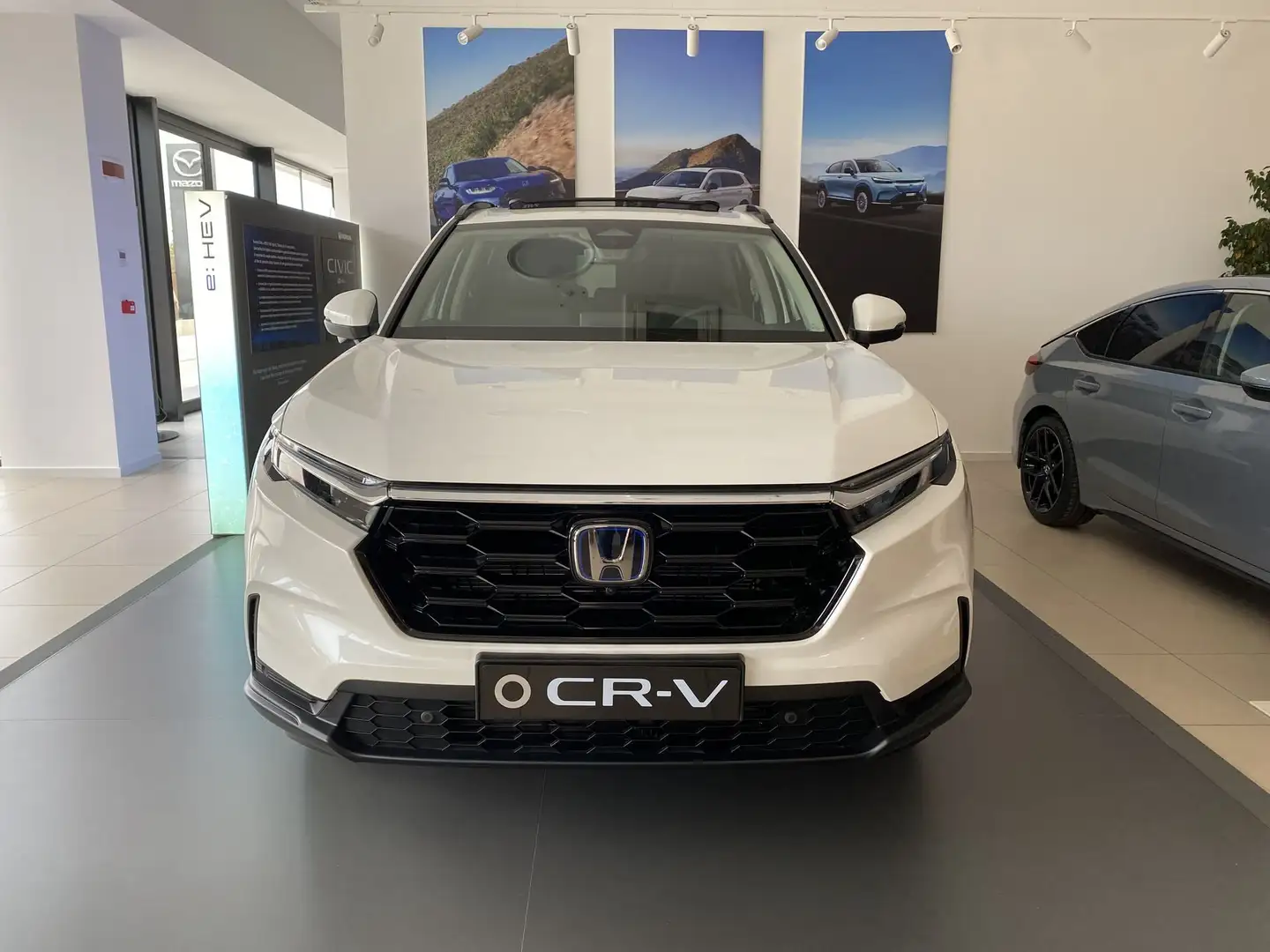 Honda CR-V 2.0 Hybrid 184 CV AWD Automatica Advance Bianco - 2