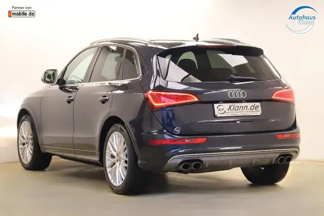 Audi SQ5 view 6