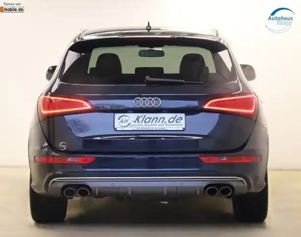 Audi SQ5 view 7