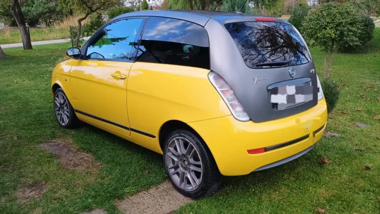 Lancia Y 1.2 16V LS