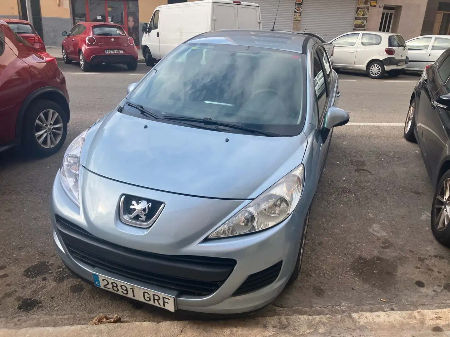 Peugeot 207 1.6HDI FAP Confort - 1
