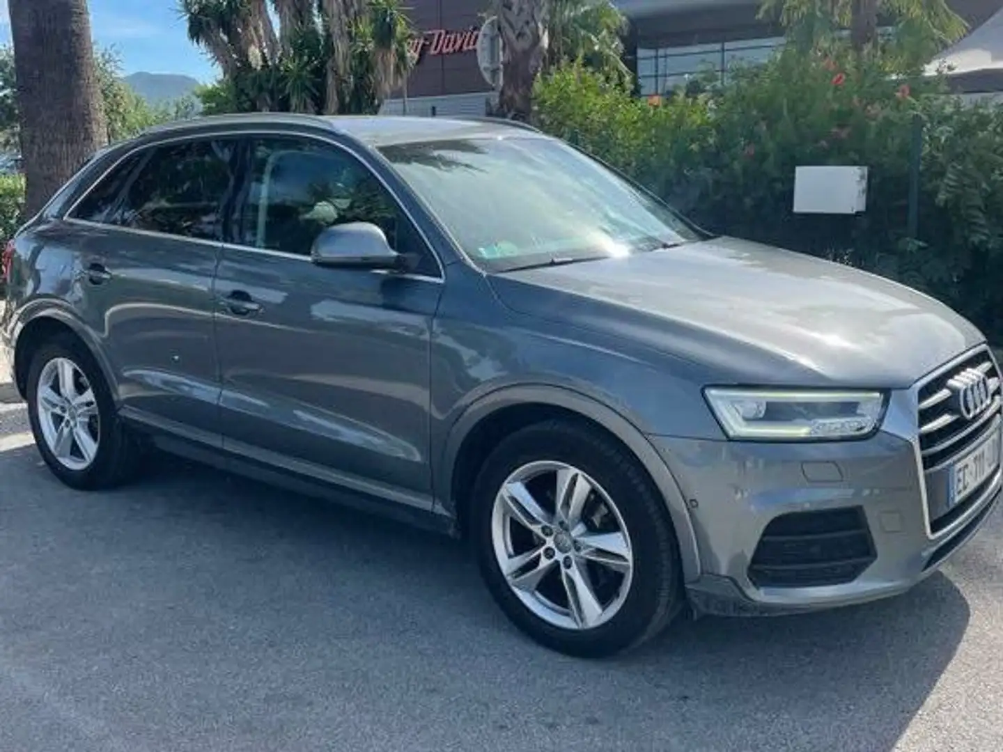 Audi Q3 2.0 TDI 150 ch Ambition Luxe S tronic 7 Gris - 2