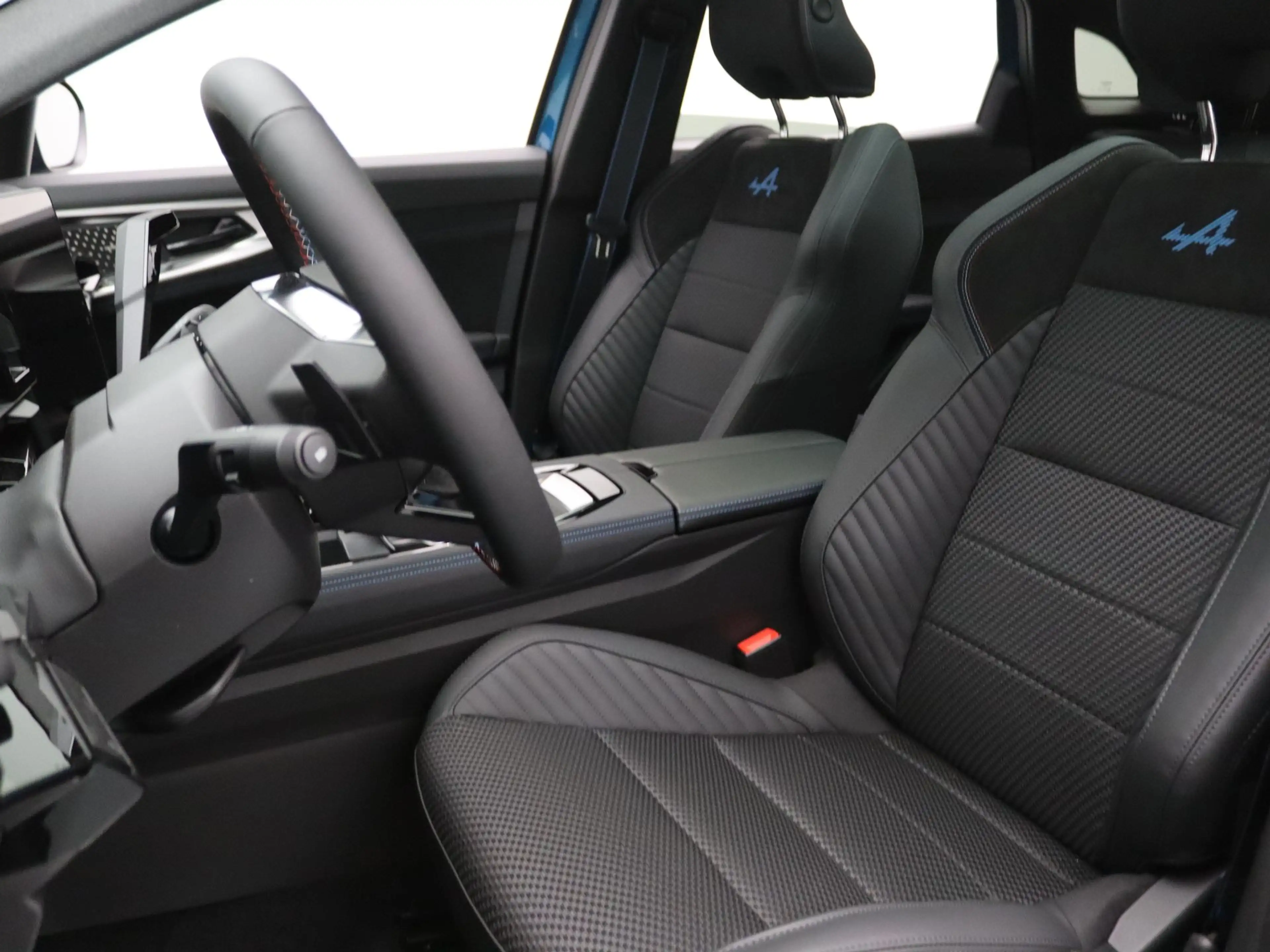 Renault Austral 1.2 E-Tech full hybrid 200 esprit Alpine Apple Car — photo 4