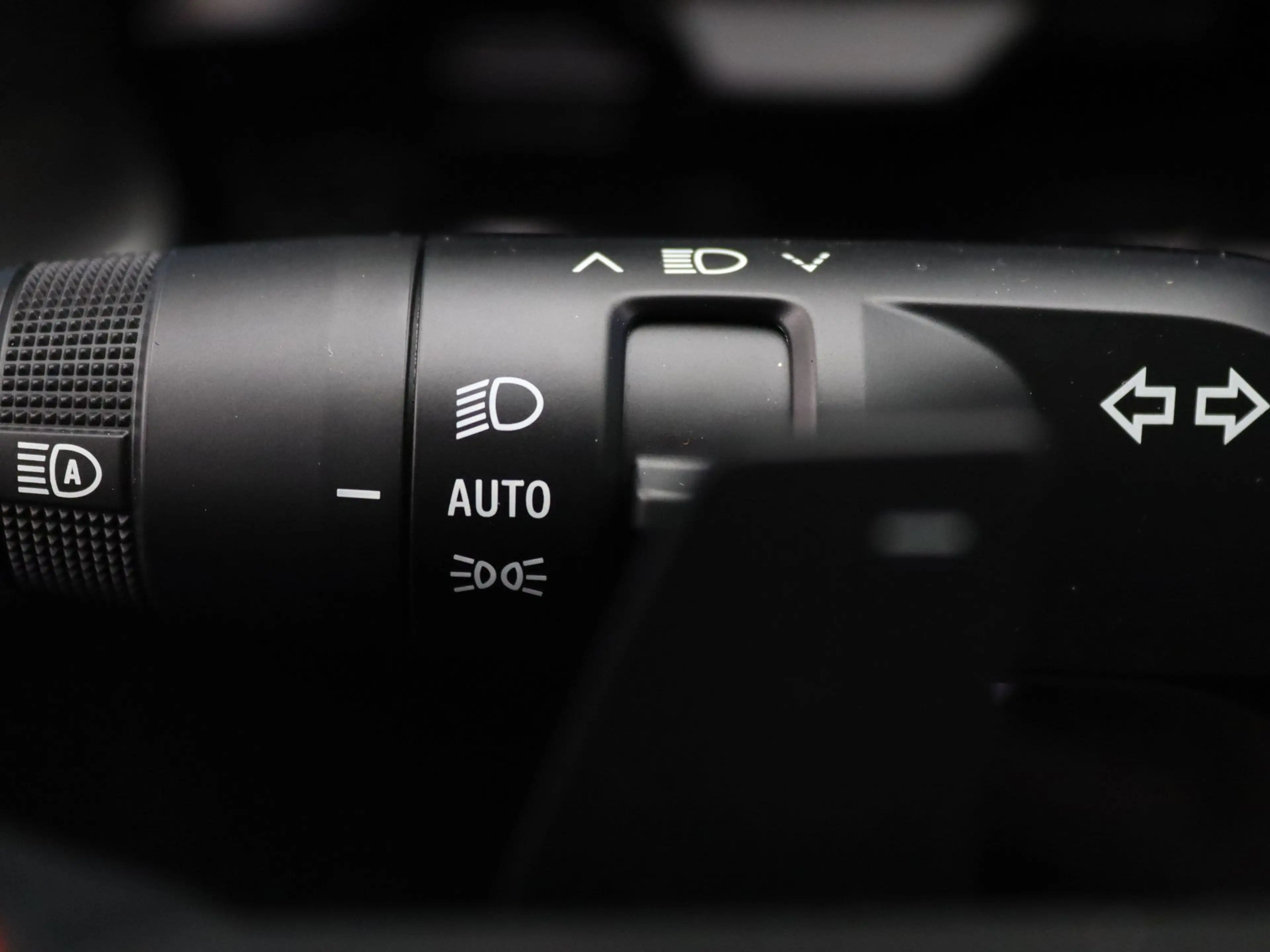 Renault Austral 1.2 E-Tech full hybrid 200 esprit Alpine Apple Car — photo 5