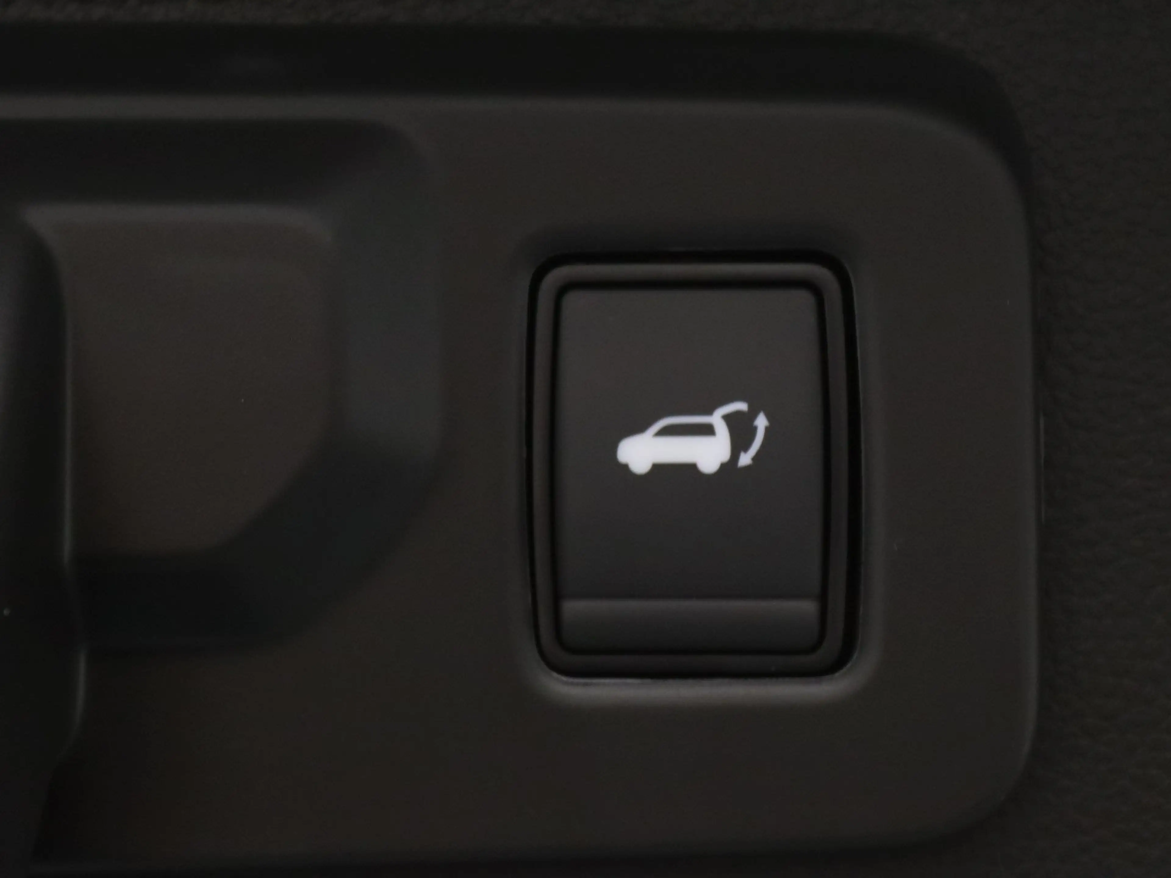 Renault Austral 1.2 E-Tech full hybrid 200 esprit Alpine Apple Car — photo 34