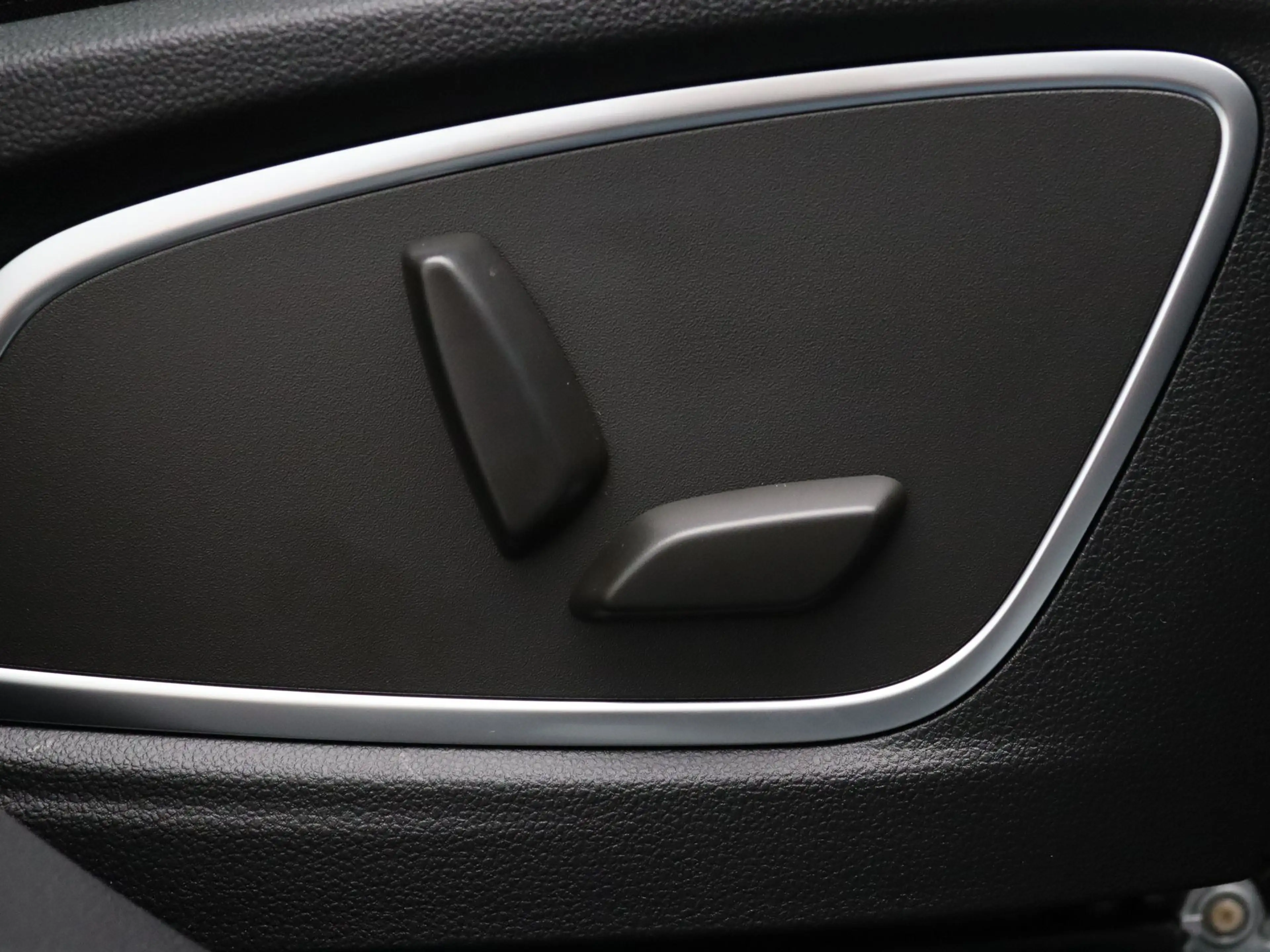 Renault Austral 1.2 E-Tech full hybrid 200 esprit Alpine Apple Car — photo 39