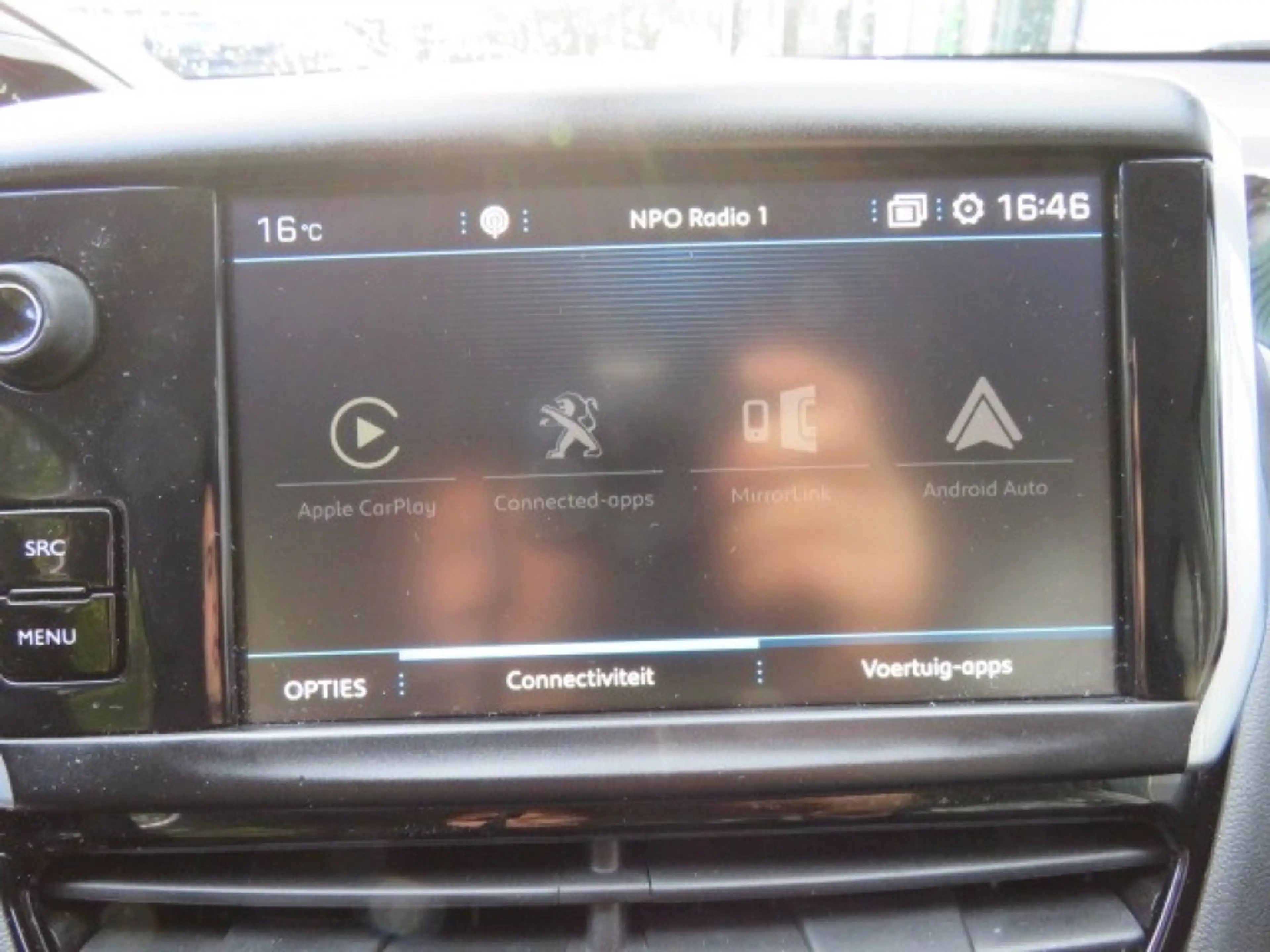 Peugeot 208 1.2 PURET. SIGNATURE — photo 22