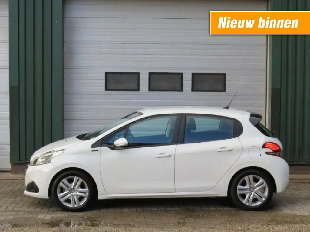 Peugeot 208 2019 из Европы — купить под ключ