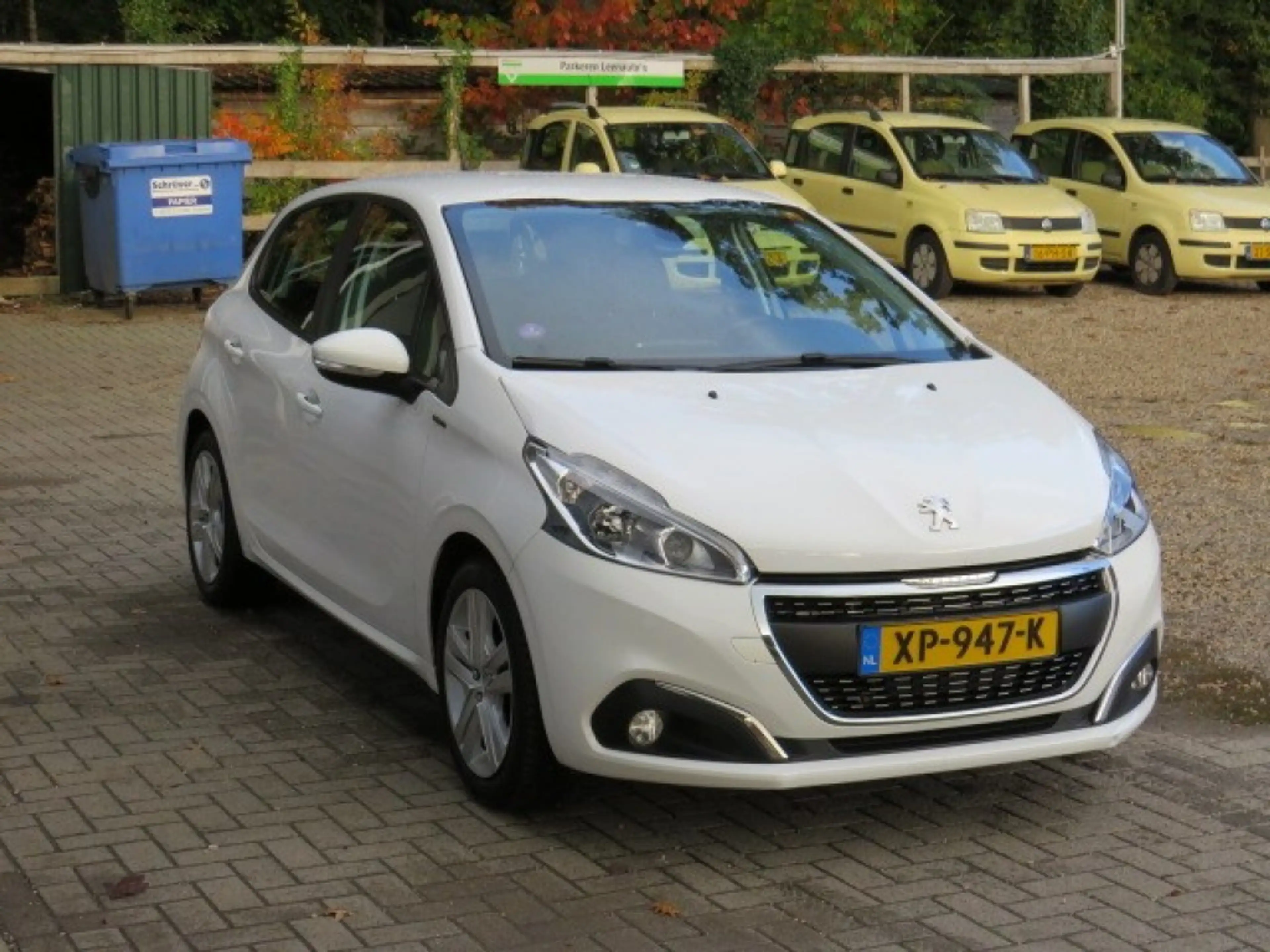 Peugeot 208 1.2 PURET. SIGNATURE — photo 4