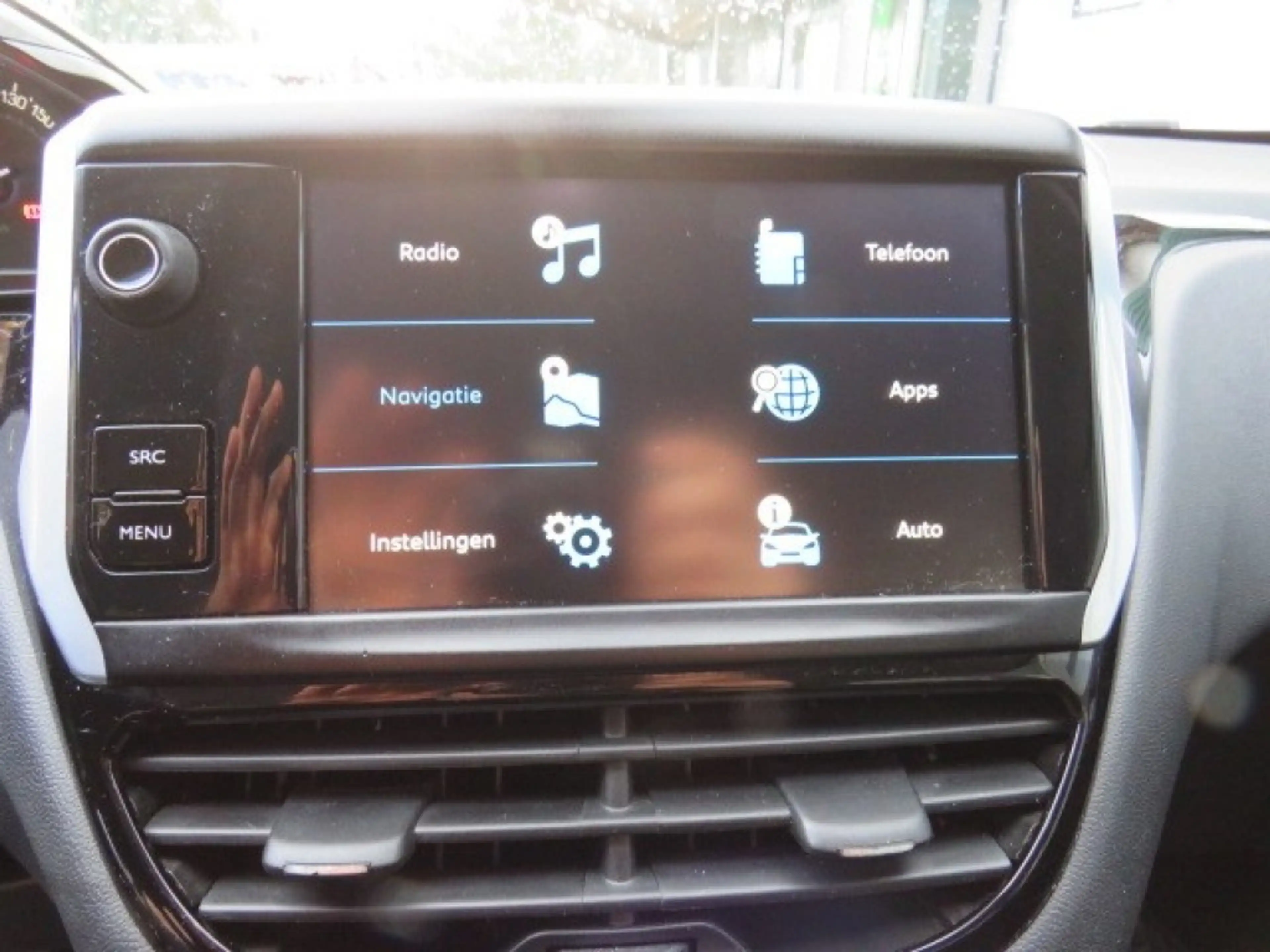 Peugeot 208 1.2 PURET. SIGNATURE — photo 19