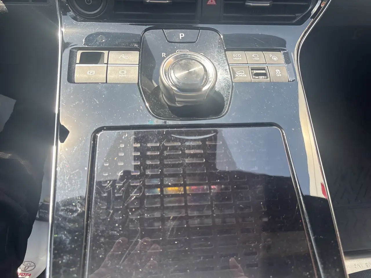 Toyota bZ4X снимка Toyota bZ4X
