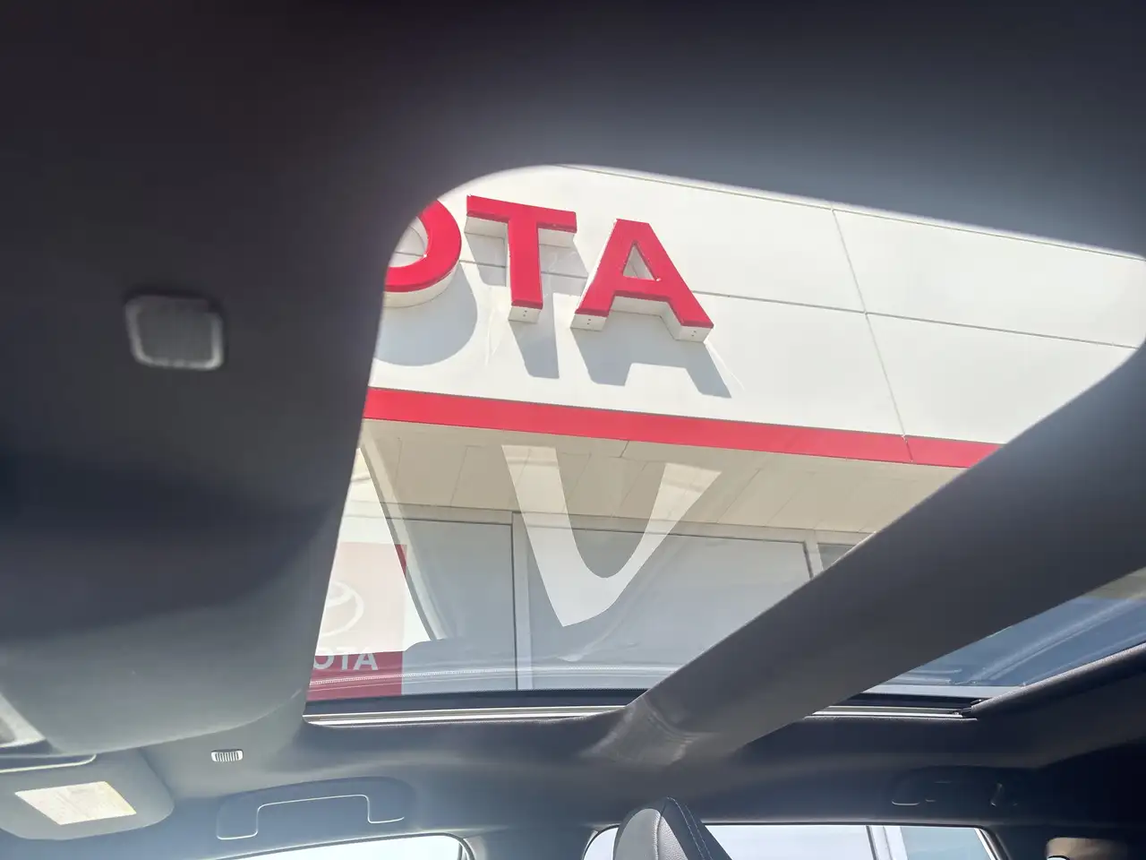 Toyota bZ4X снимка Toyota bZ4X