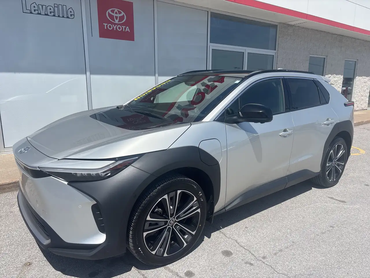 Toyota bZ4X снимка Toyota bZ4X