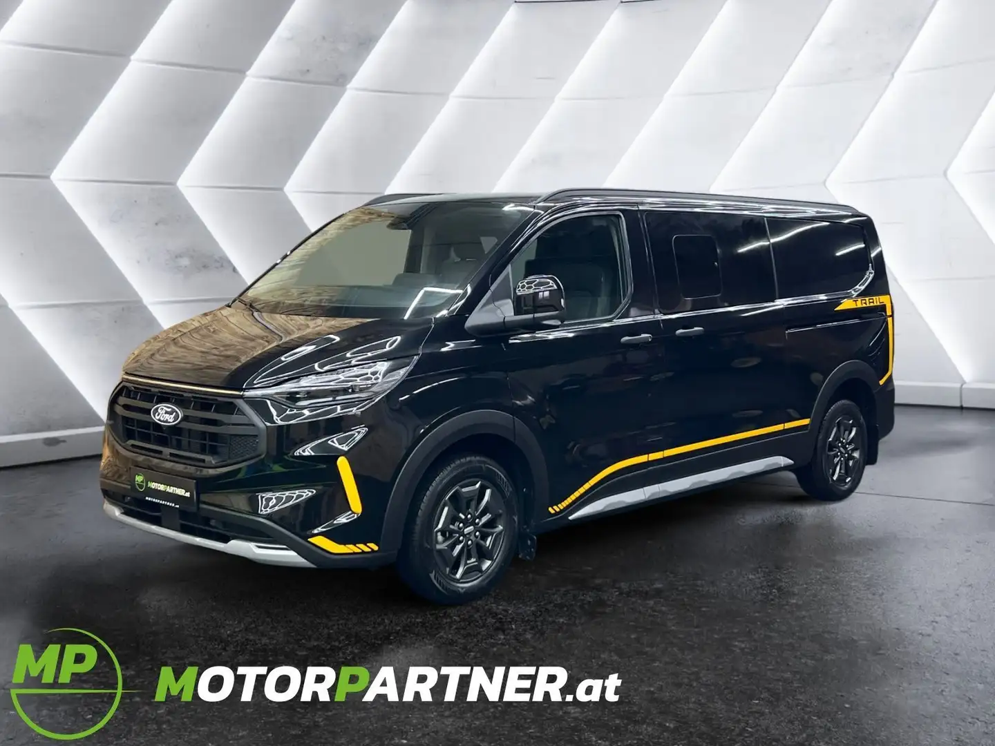 Ford Transit Custom DoKa L2 ALLRAD **TRAIL** Matrix-LED Schwarz - 1