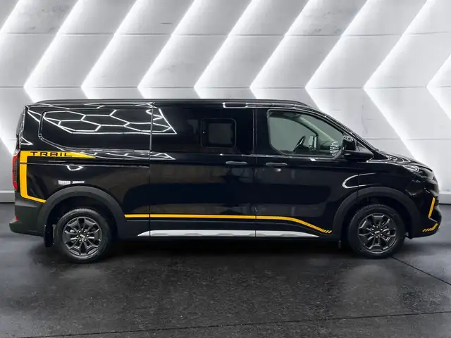 Ford Transit Custom DoKa L2 ALLRAD **TRAIL** Matrix-LED Ansicht 3
