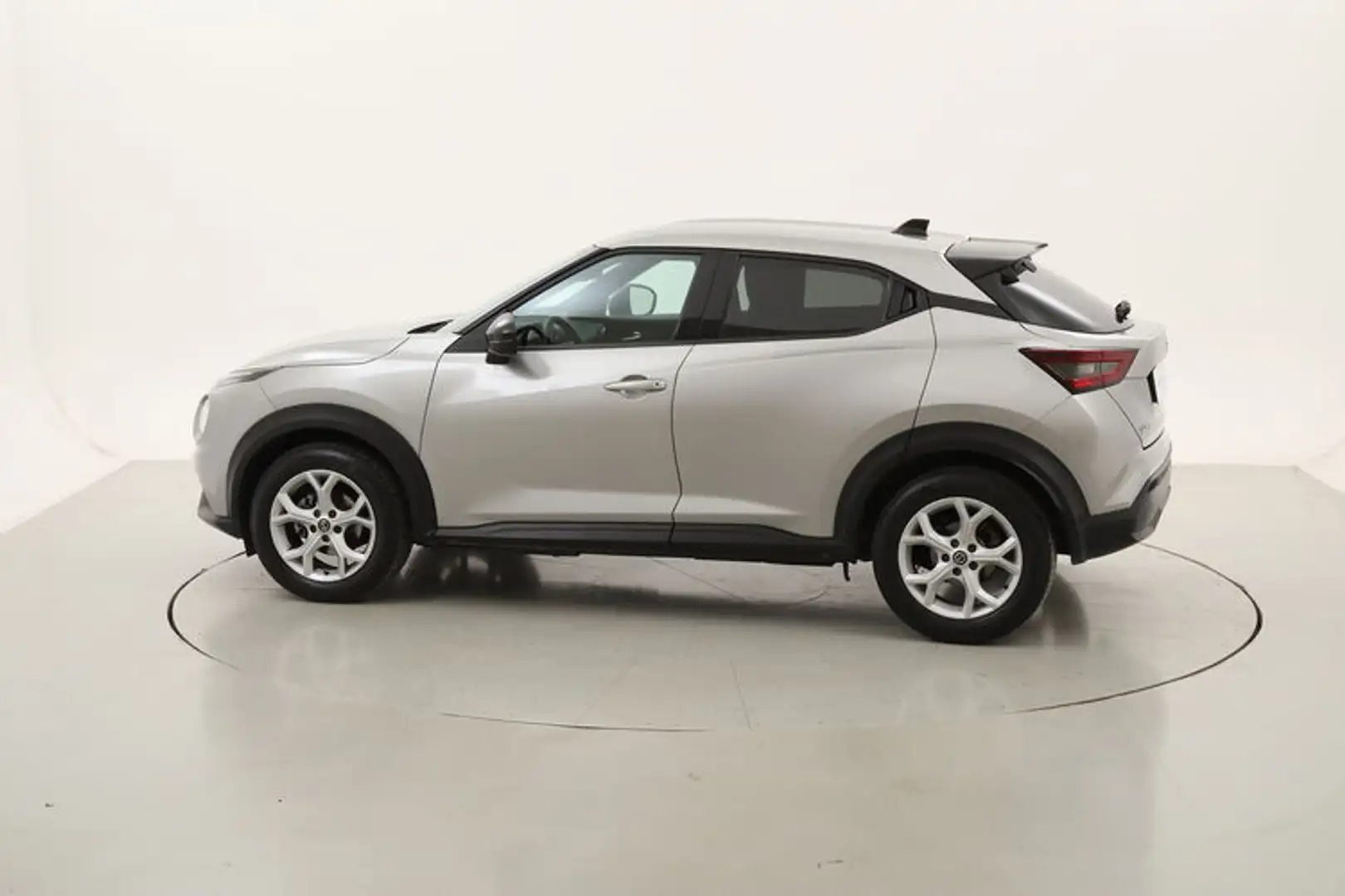 Nissan Juke N-Connecta 1.0 Benzina 114CV Argento - 2