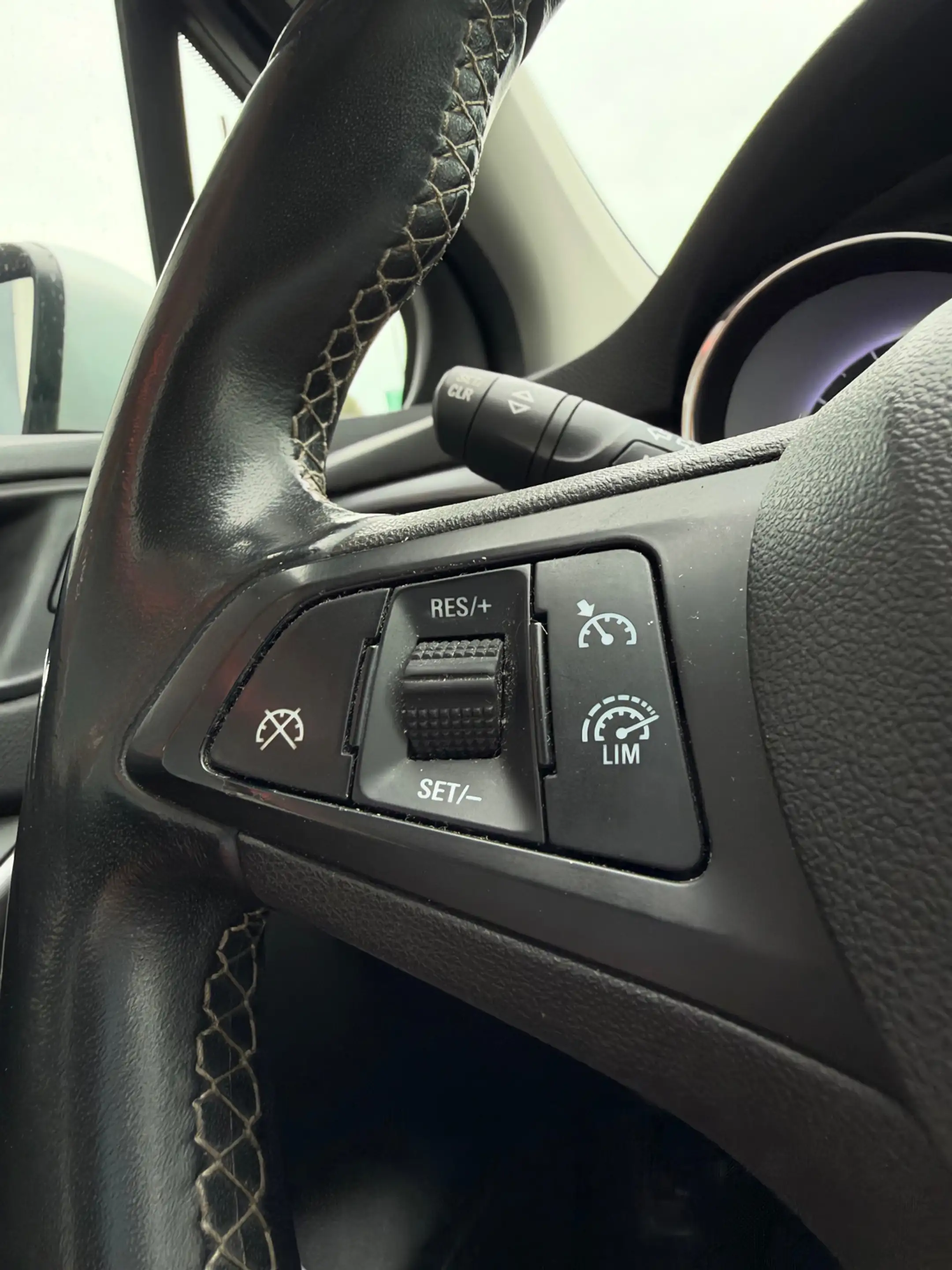 Opel Astra Sports Tourer 1.0 Edition / Airco / Cruise / PDC / — photo 21