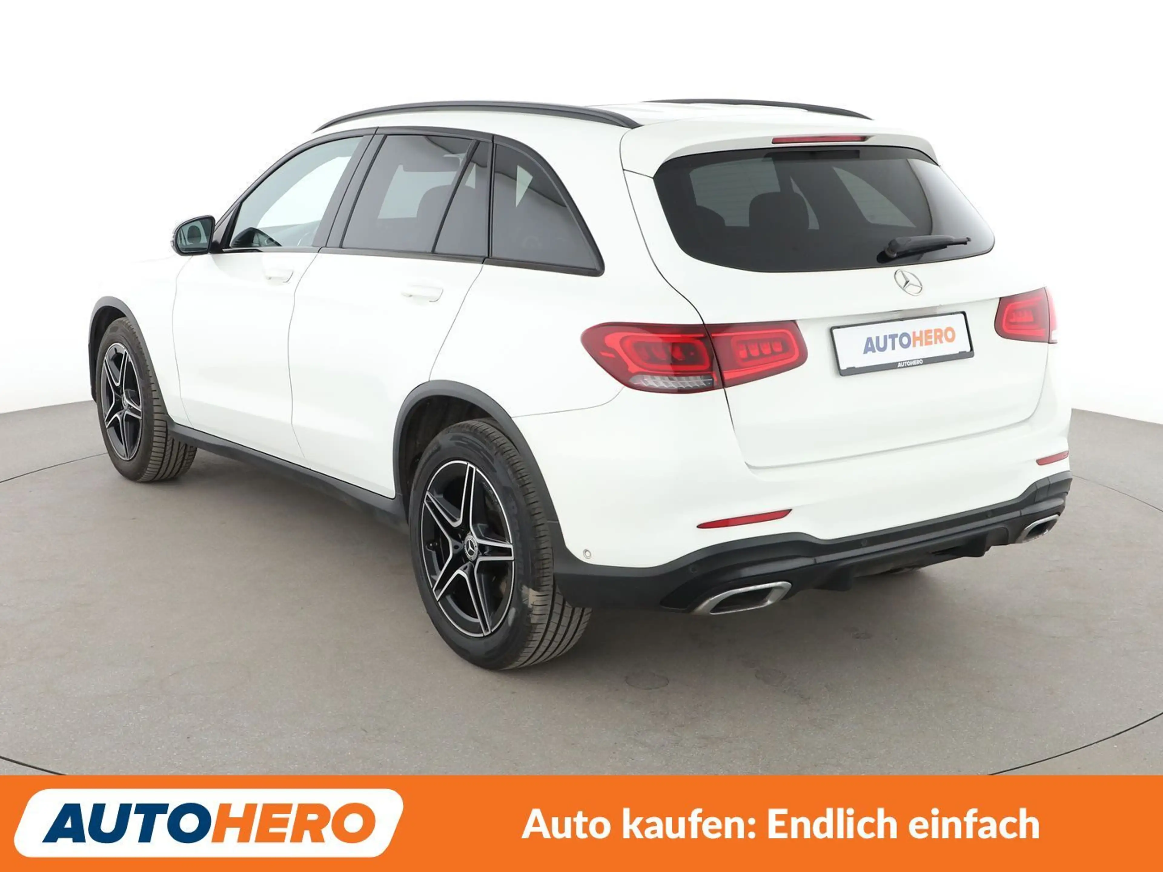 Mercedes-Benz GLC 300 d 4Matic AMG Line Aut.*LED*NAVI*ACC*CAM*PDC*SHZ* — photo 4