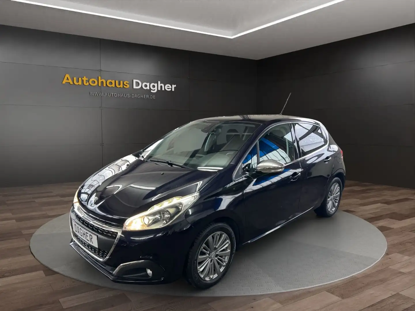 Peugeot 208 Allure Navi 4-türig TÜV Euro 6 Blau - 1