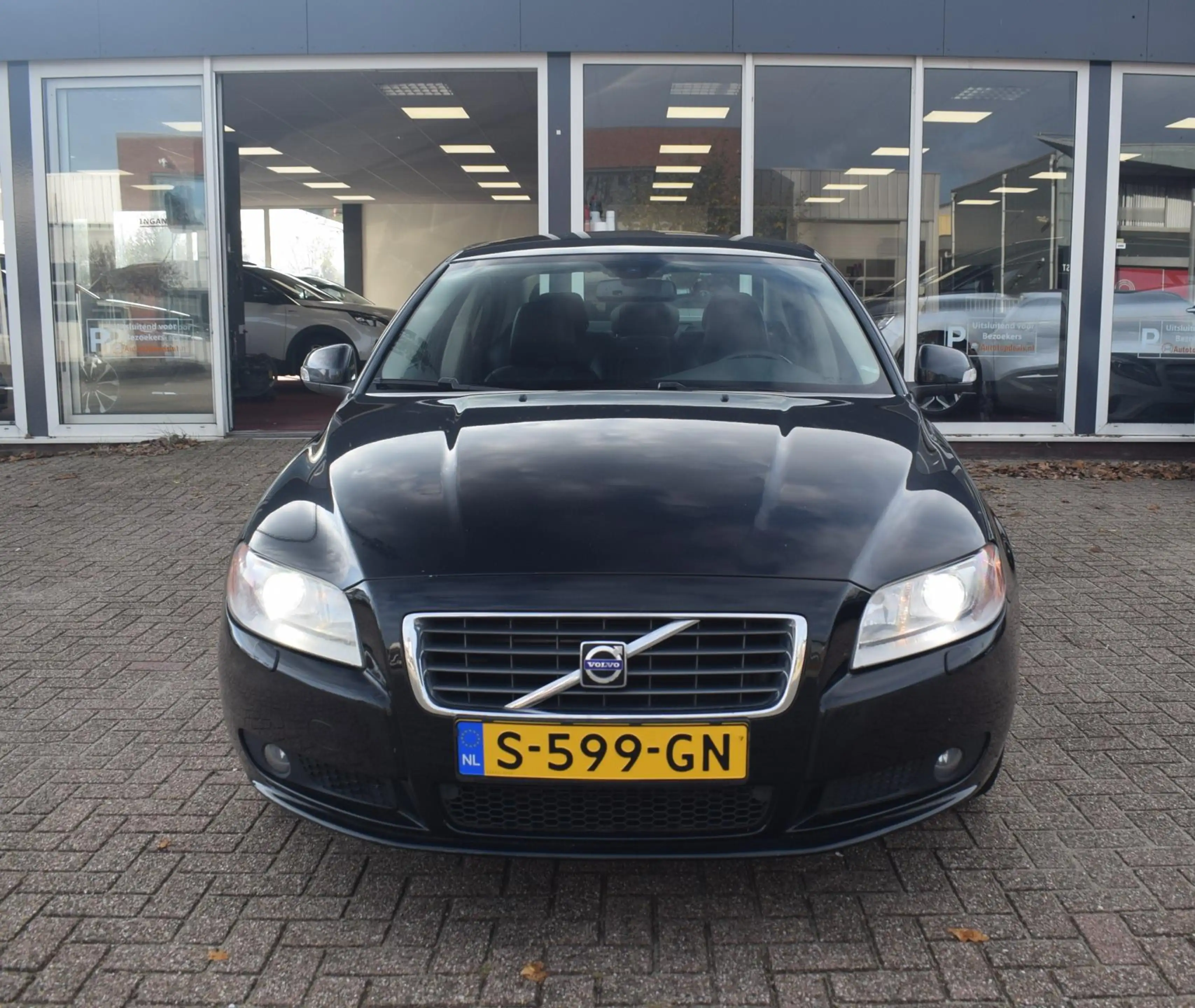 Volvo S80 3.2 AWD DEALER ONDERHOUD EERSTE EIGENAAR| AUTOMAAT — photo 8