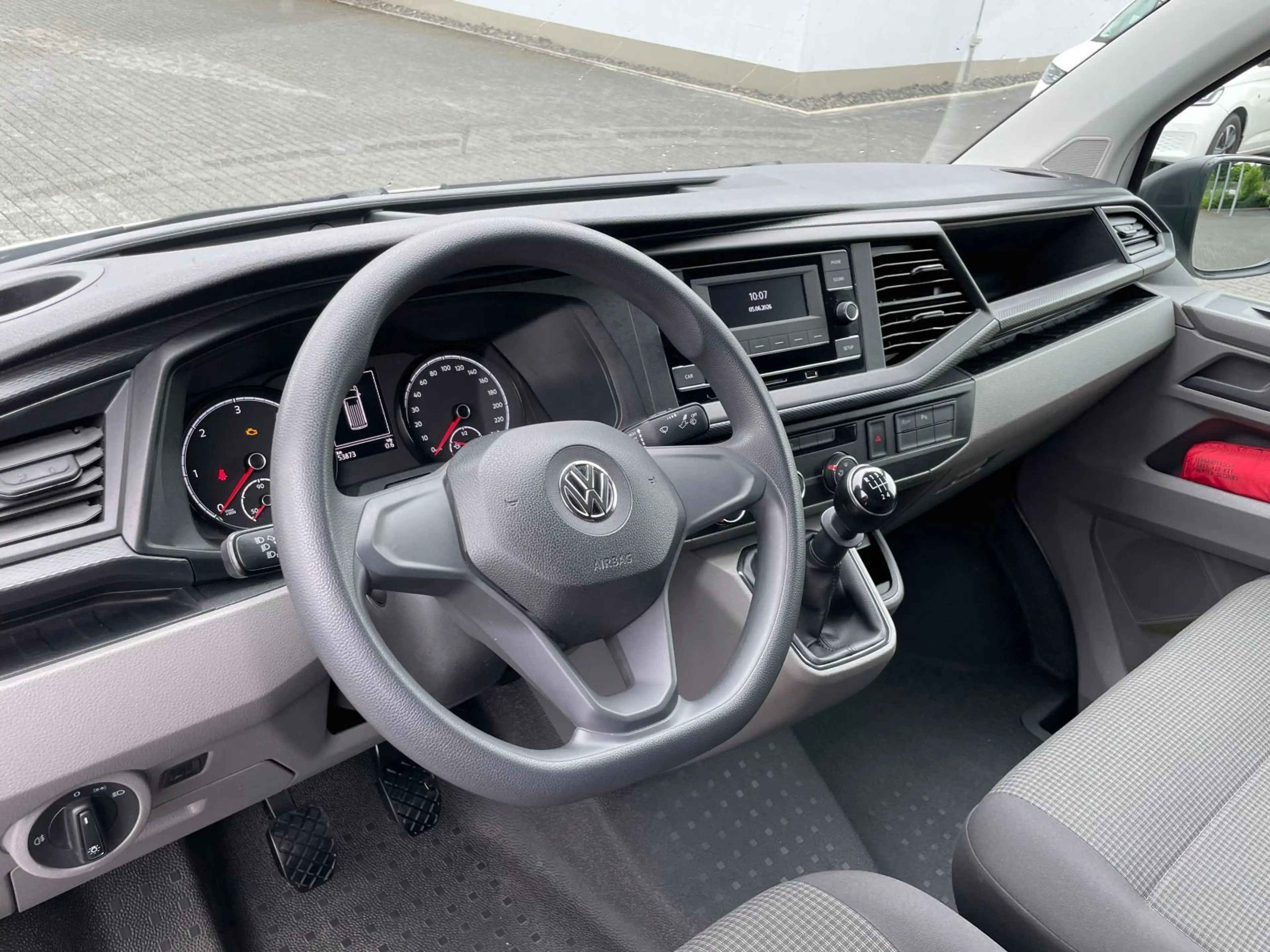 Volkswagen T6.1 Transporter T6.1 Kasten 2.0 TDI Klima H.flügeltüren Holzbode — photo 9
