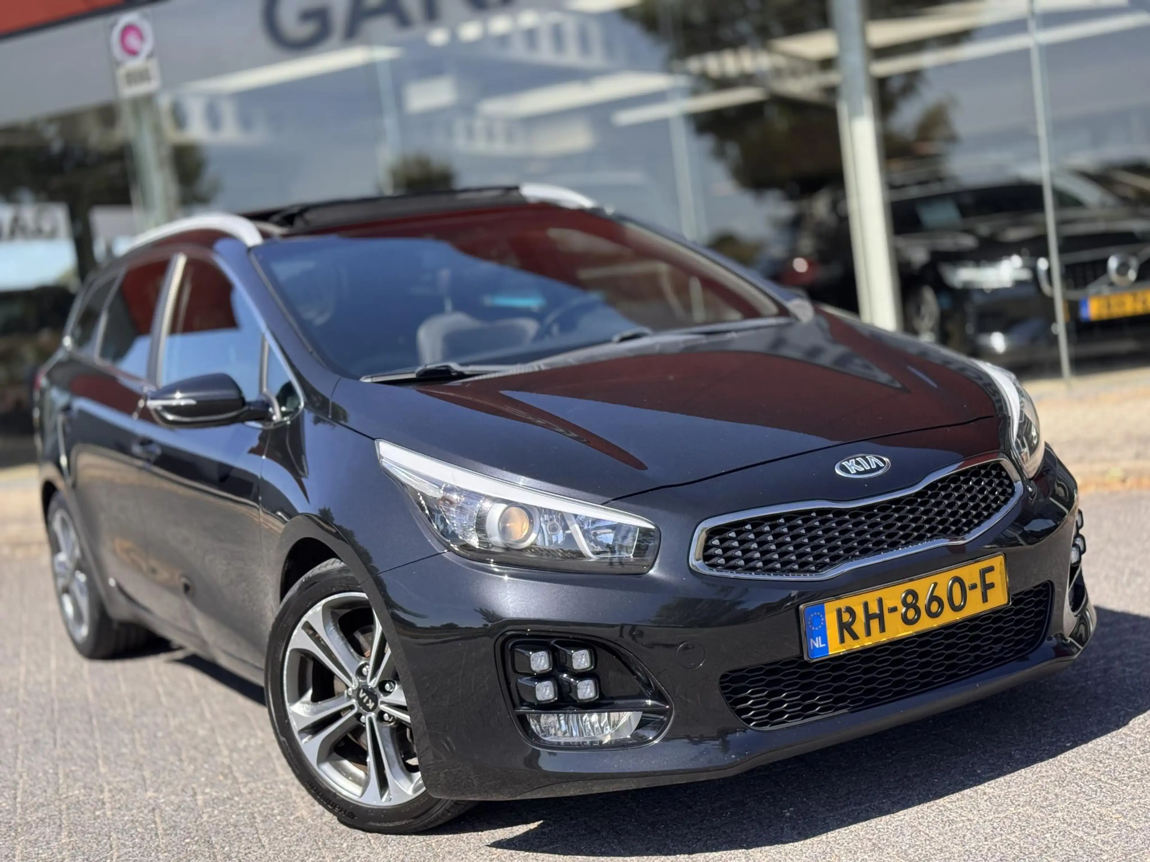 Kia Ceed SW / cee'd SW Sportswagon 1.0 T-GDi GT-Line Summer Edition |  Pa — photo 33