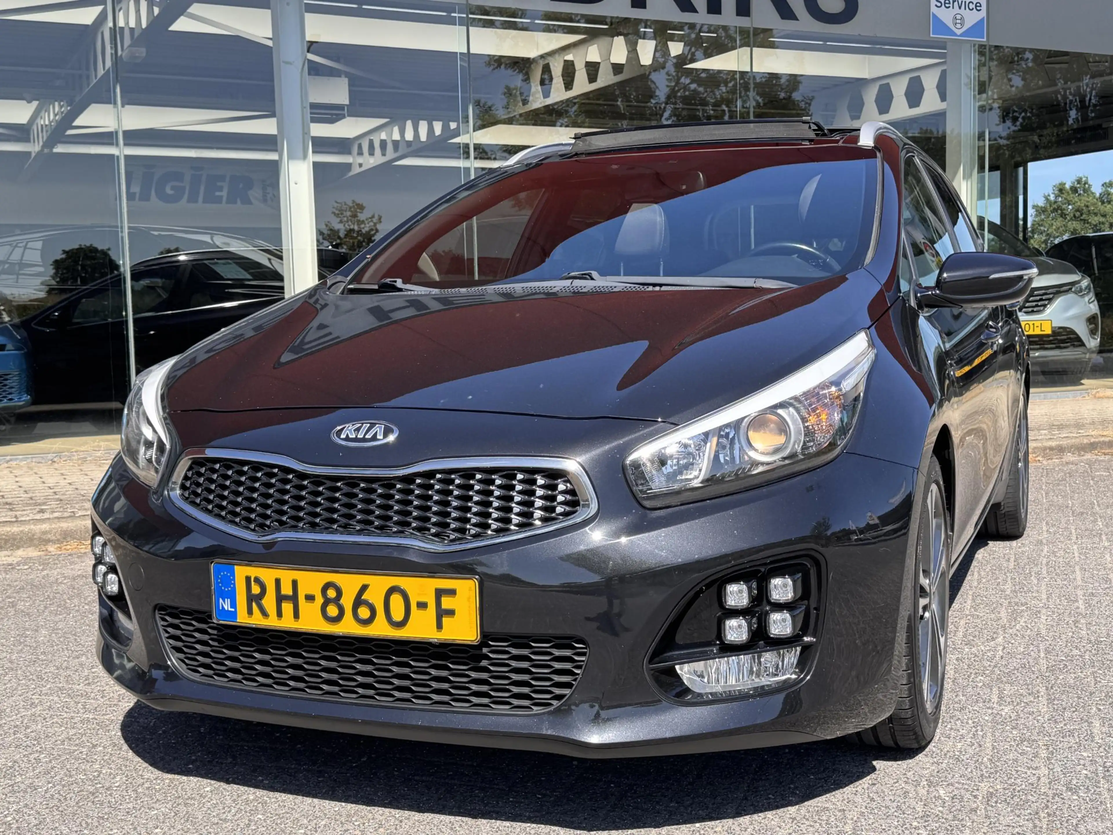 Kia Ceed SW / cee'd SW Sportswagon 1.0 T-GDi GT-Line Summer Edition |  Pa — photo 2