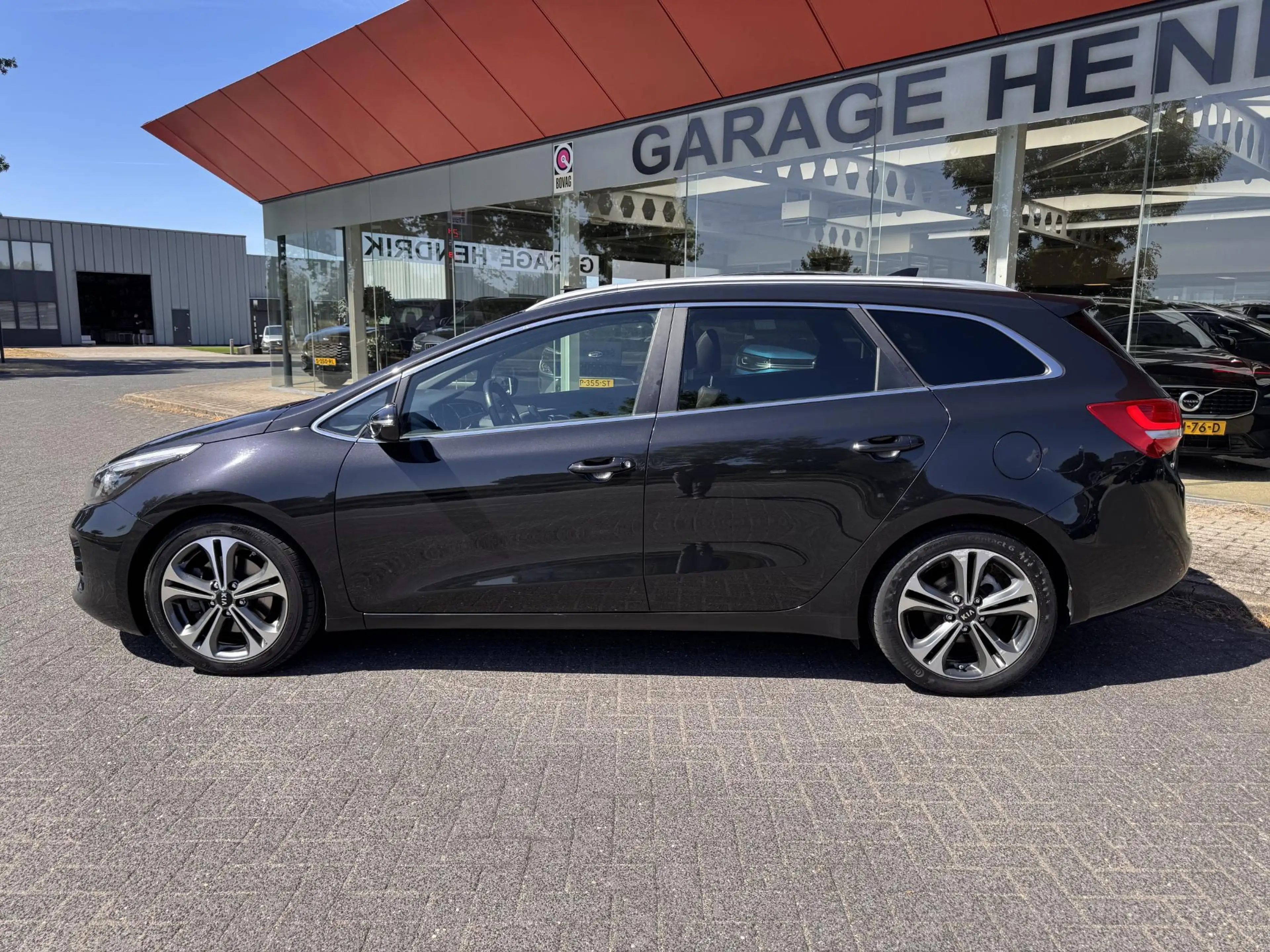 Kia Ceed SW / cee'd SW Sportswagon 1.0 T-GDi GT-Line Summer Edition |  Pa — photo 3