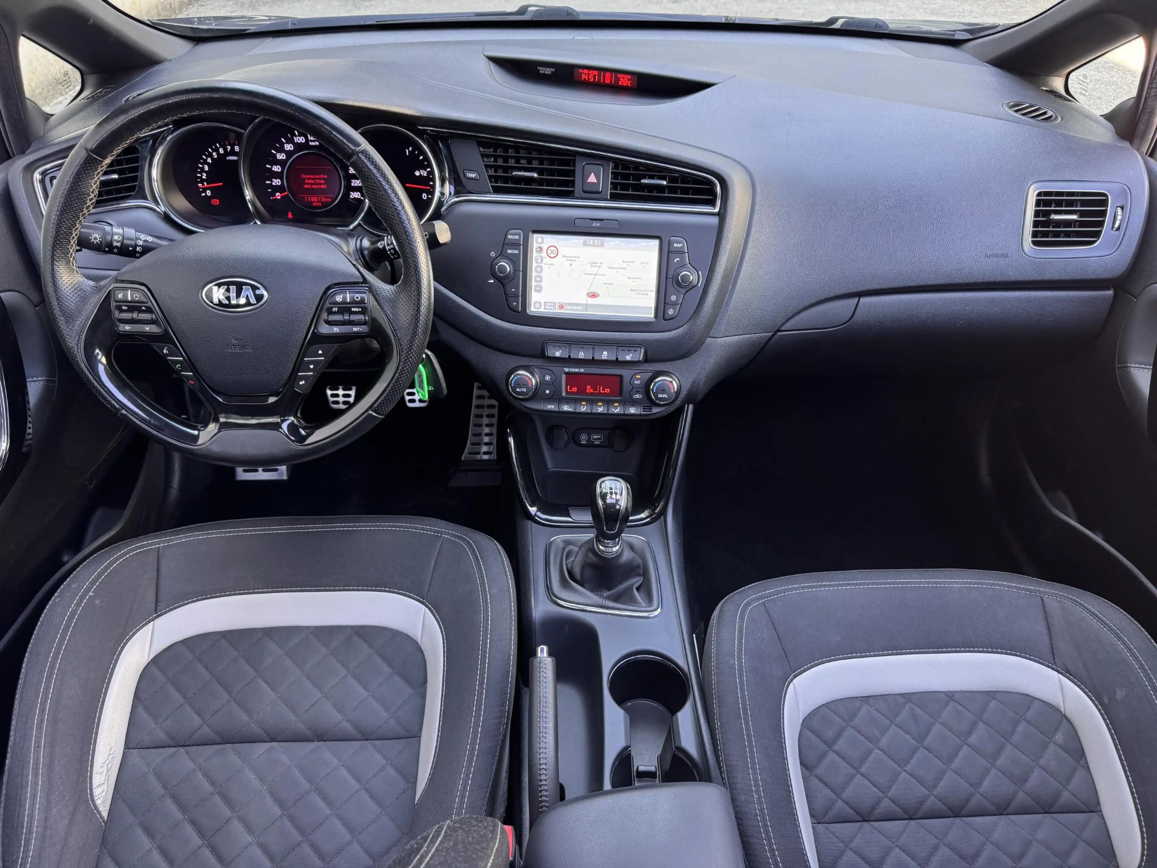 Kia Ceed SW / cee'd SW Sportswagon 1.0 T-GDi GT-Line Summer Edition |  Pa — photo 15