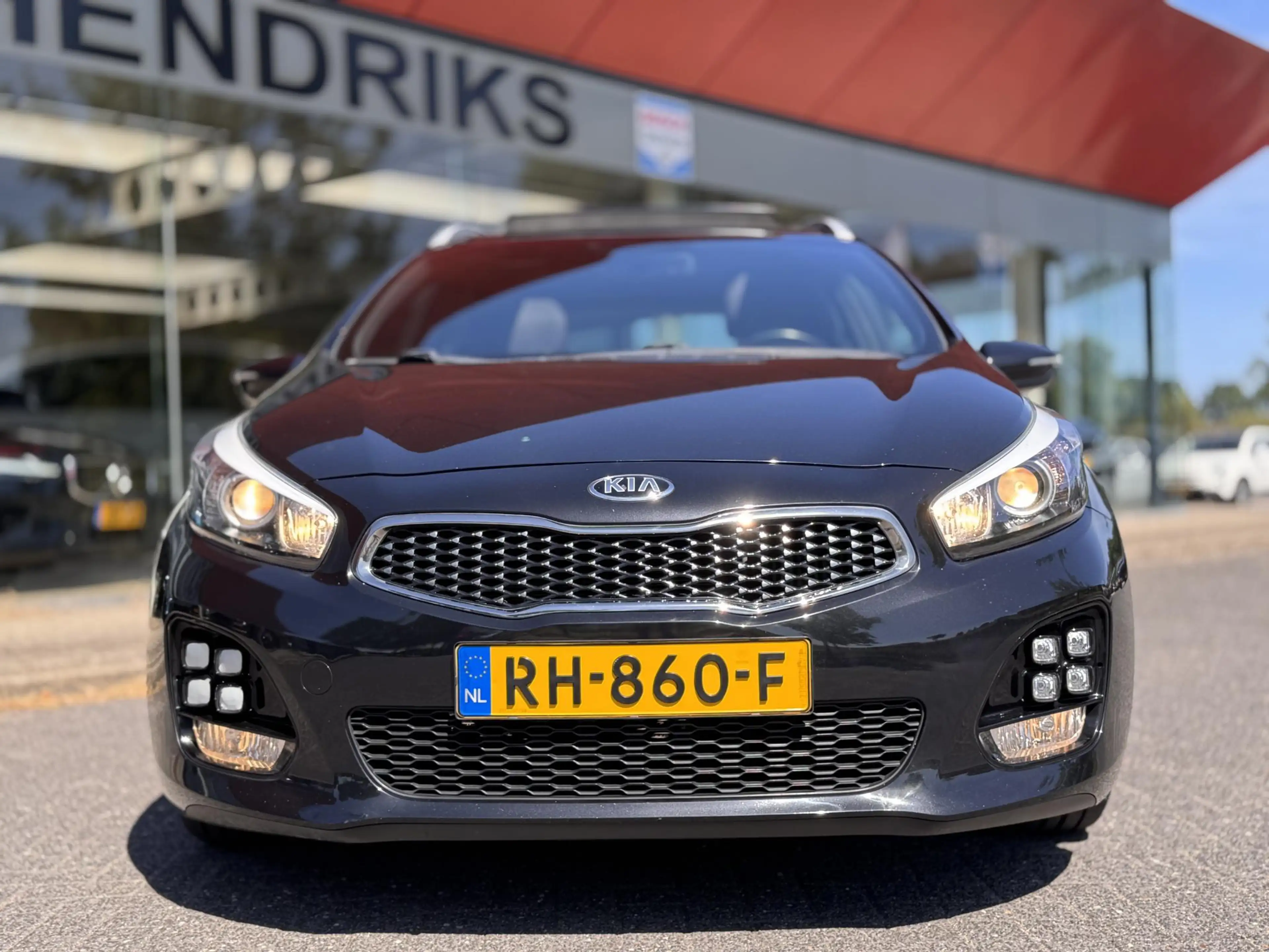 Kia Ceed SW / cee'd SW Sportswagon 1.0 T-GDi GT-Line Summer Edition |  Pa — photo 6