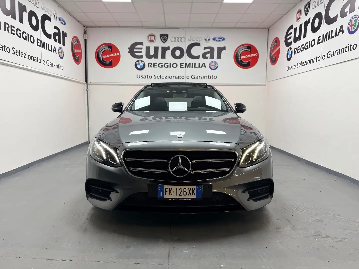 Mercedes-Benz E 350 E 350 d S.W. Auto Premium Plus Gris - 2