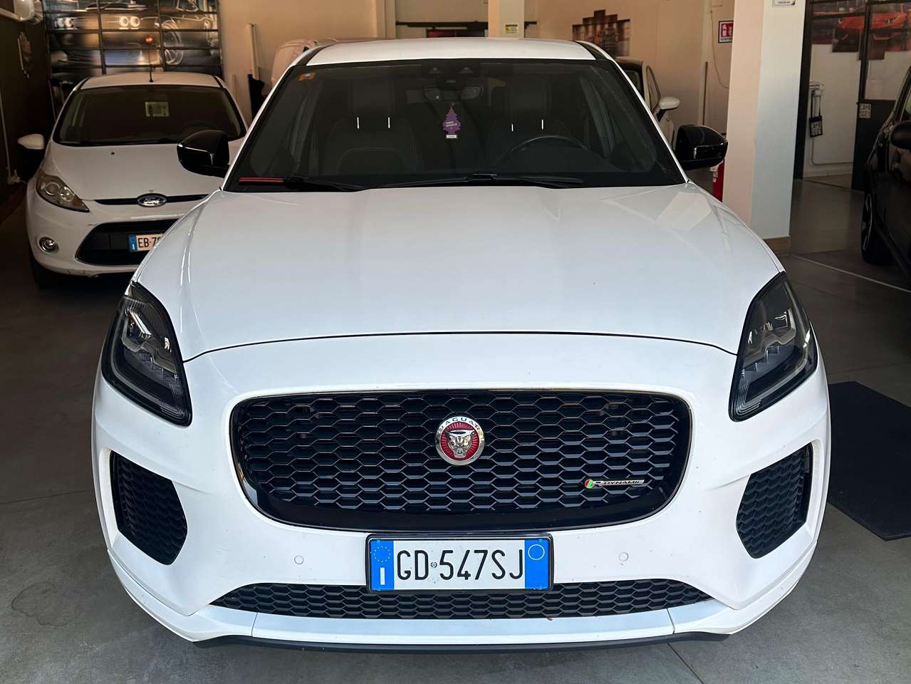 Jaguar E-Pace E-Pace 2017 2.0d i4 R-Dynamic awd 180cv auto my19