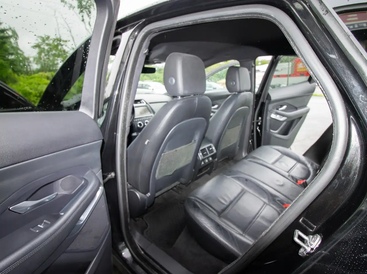 Jaguar E-Pace photo Jaguar E-Pace