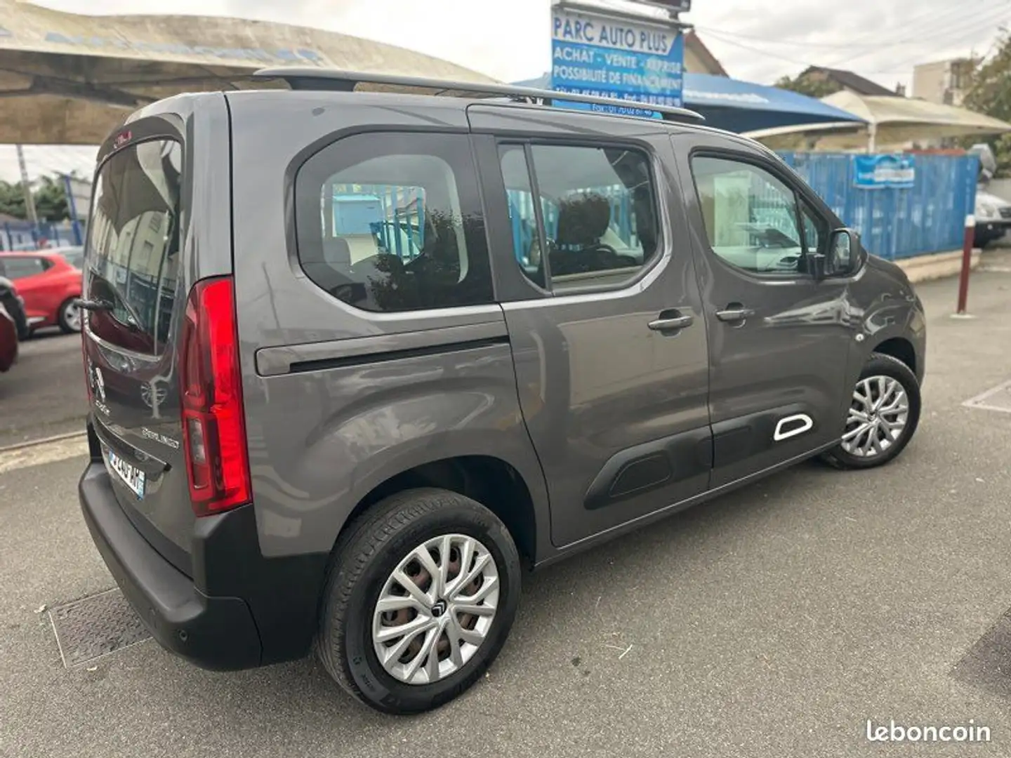 Citroen Berlingo Citroën 7 places 1.2l 110ch S&S BV6 Gris - 2