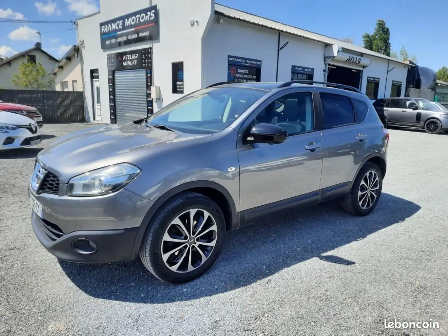 Nissan Qashqai Teckna 216800KMS KIT DISTRIBUTION NEUF ENTIEREMENT Gris - 1