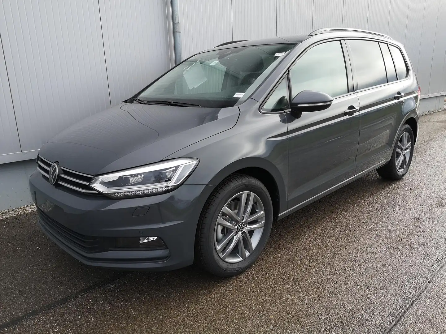 Volkswagen Touran 1.5TSI Comfortline DSG Grau - 1