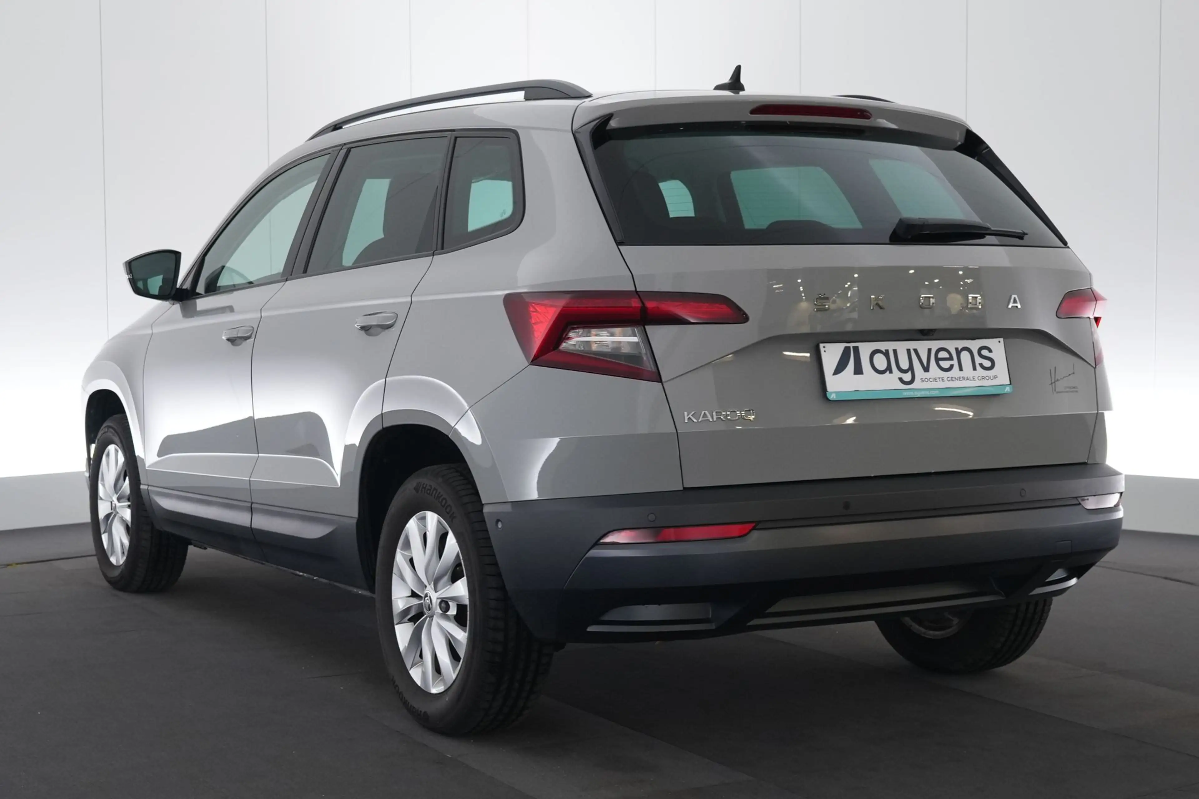 Skoda Karoq 1.5 TSI Ambition Corporate LED GPS PDC CAM Keyless — photo 9