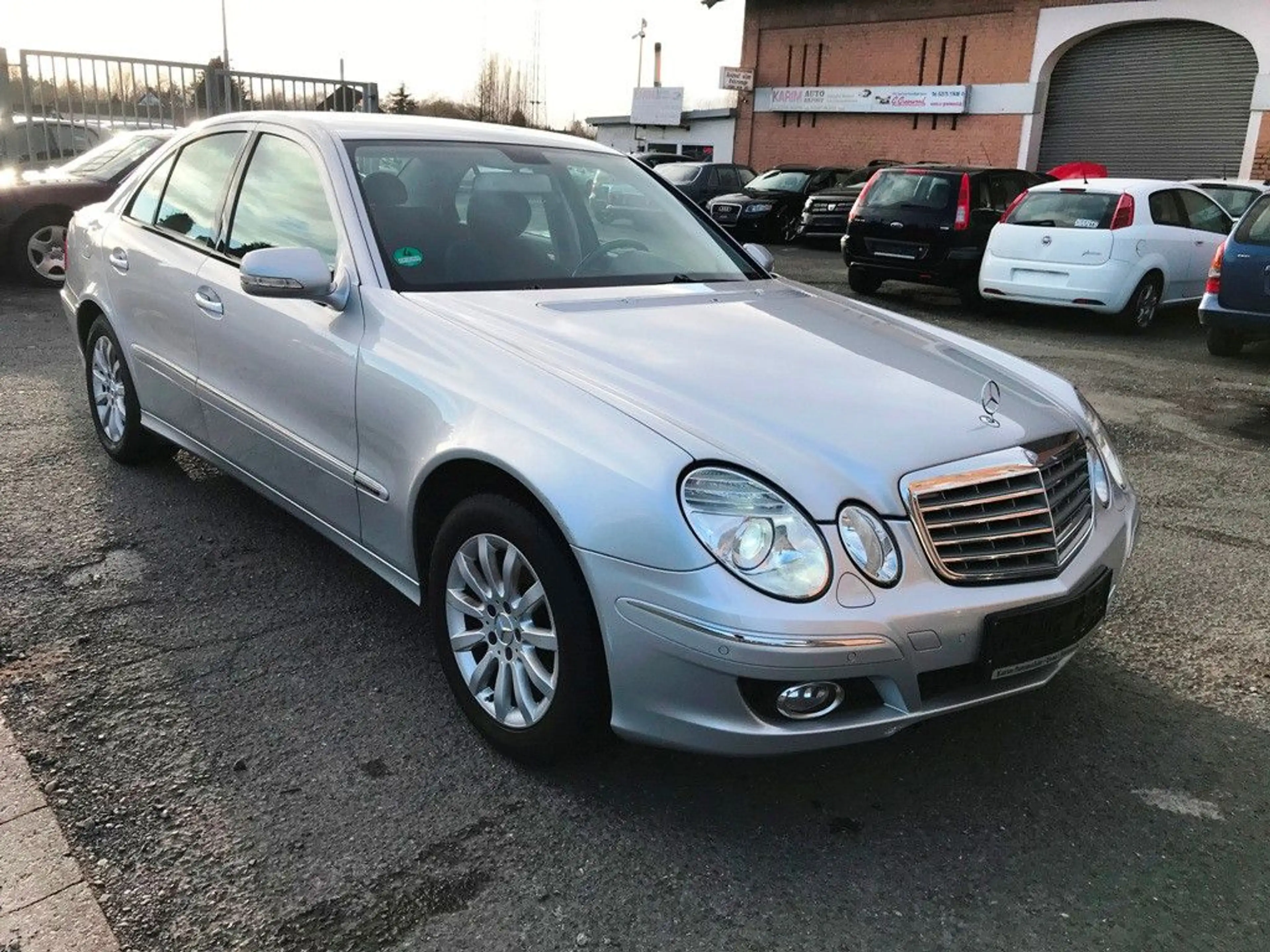Mercedes-Benz E 220 E -Klasse Lim. E 220 CDI/1.Hand/Tüv Neu