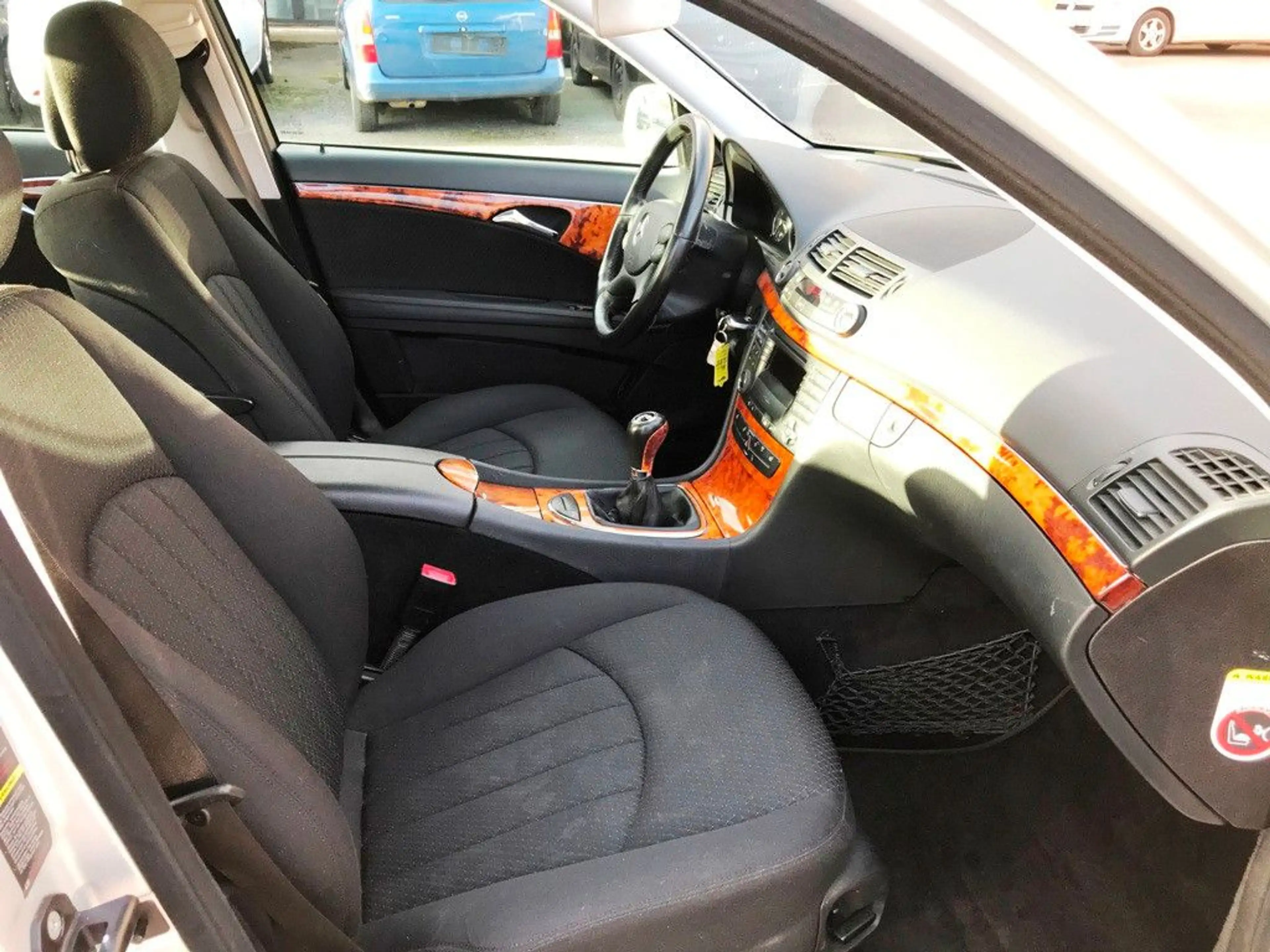 Mercedes-Benz E 220 E -Klasse Lim. E 220 CDI/1.Hand/Tüv Neu — photo 15