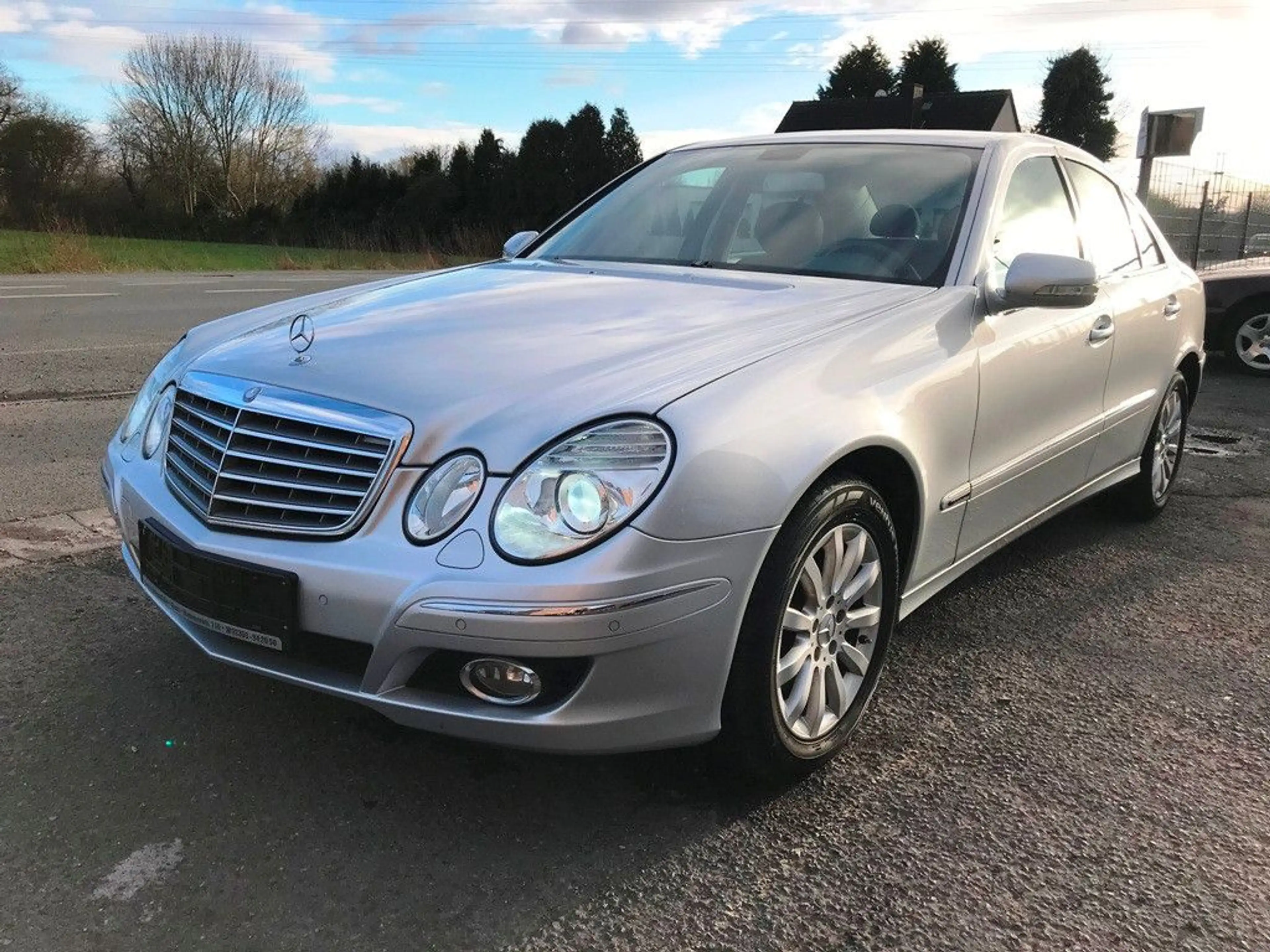Mercedes-Benz E 220 E -Klasse Lim. E 220 CDI/1.Hand/Tüv Neu — photo 4